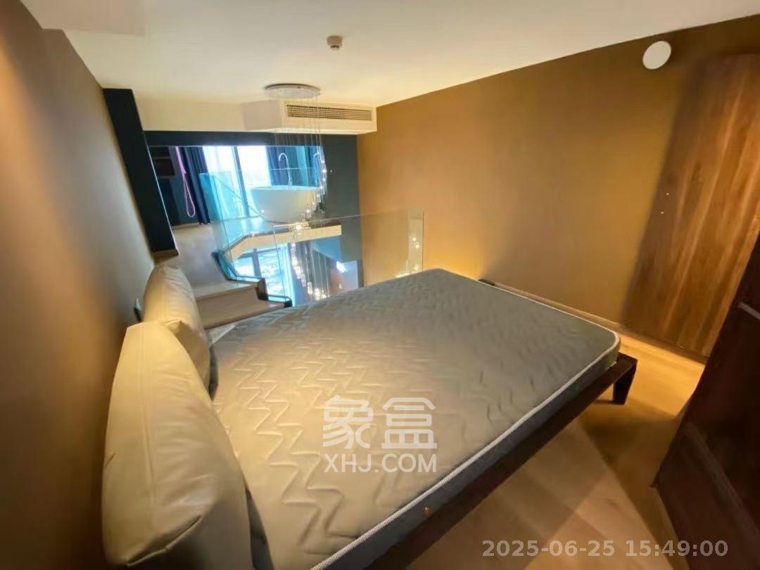 东盈商业广场（华泉城市广场）  1室1厅1卫   2400.00元/月室内图