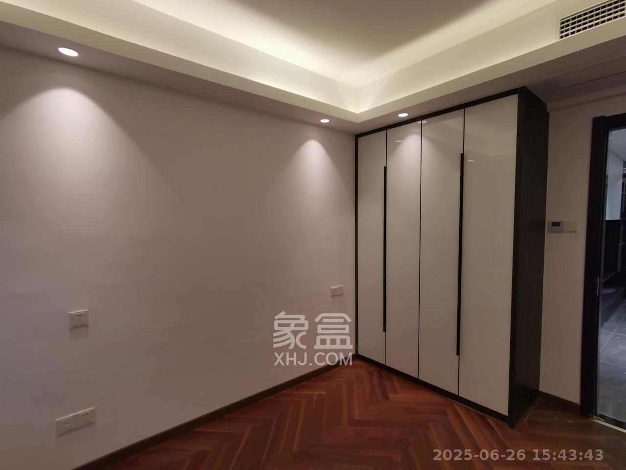 佳兆业云顶梅溪湖（佳兆业梅溪荟）  4室2厅2卫   4500.00元/月室内图