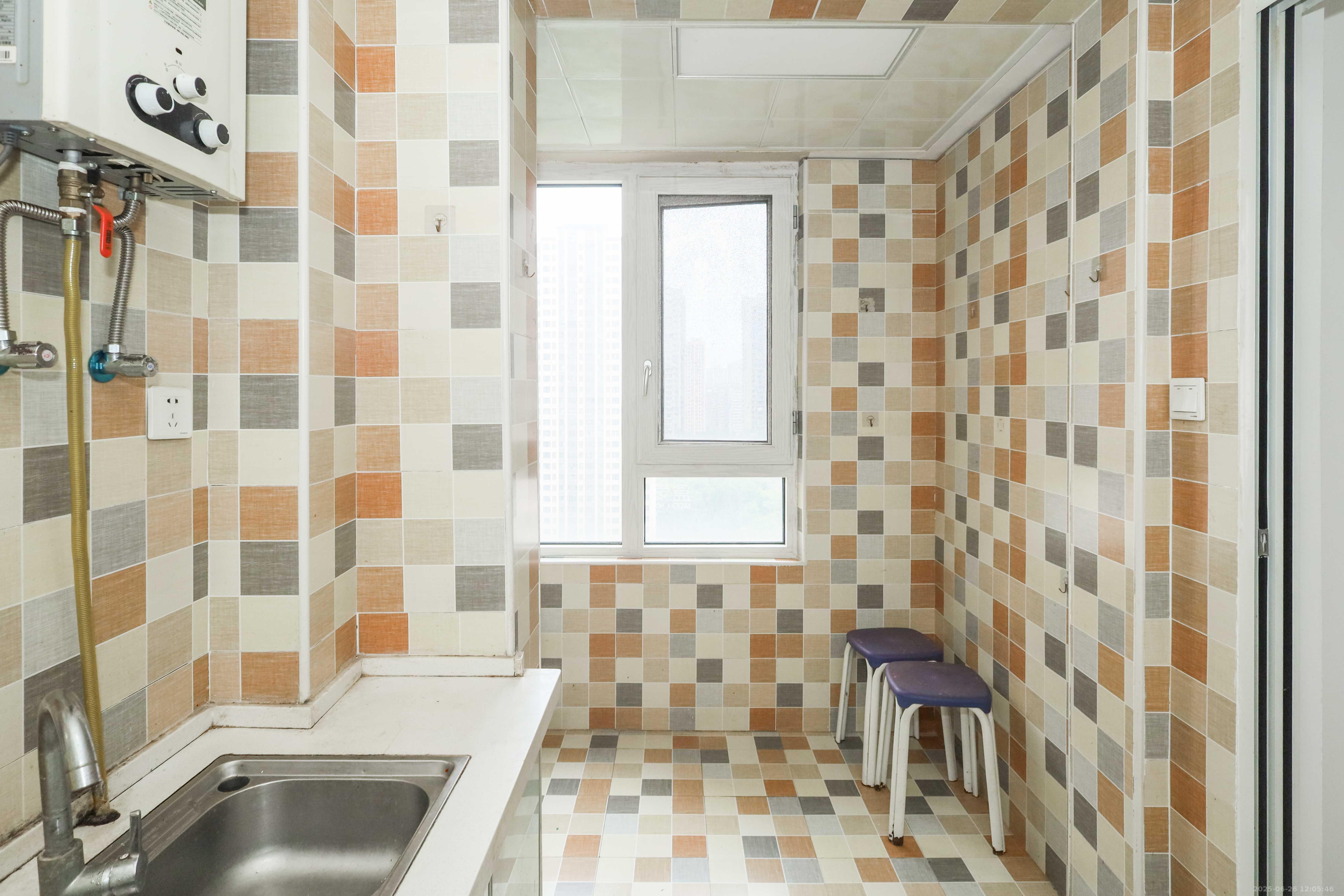 惠天然梅岭国际 3室2厅2卫 130.0万 惠天然梅岭国际 3室2厅2卫 130.0万厨房