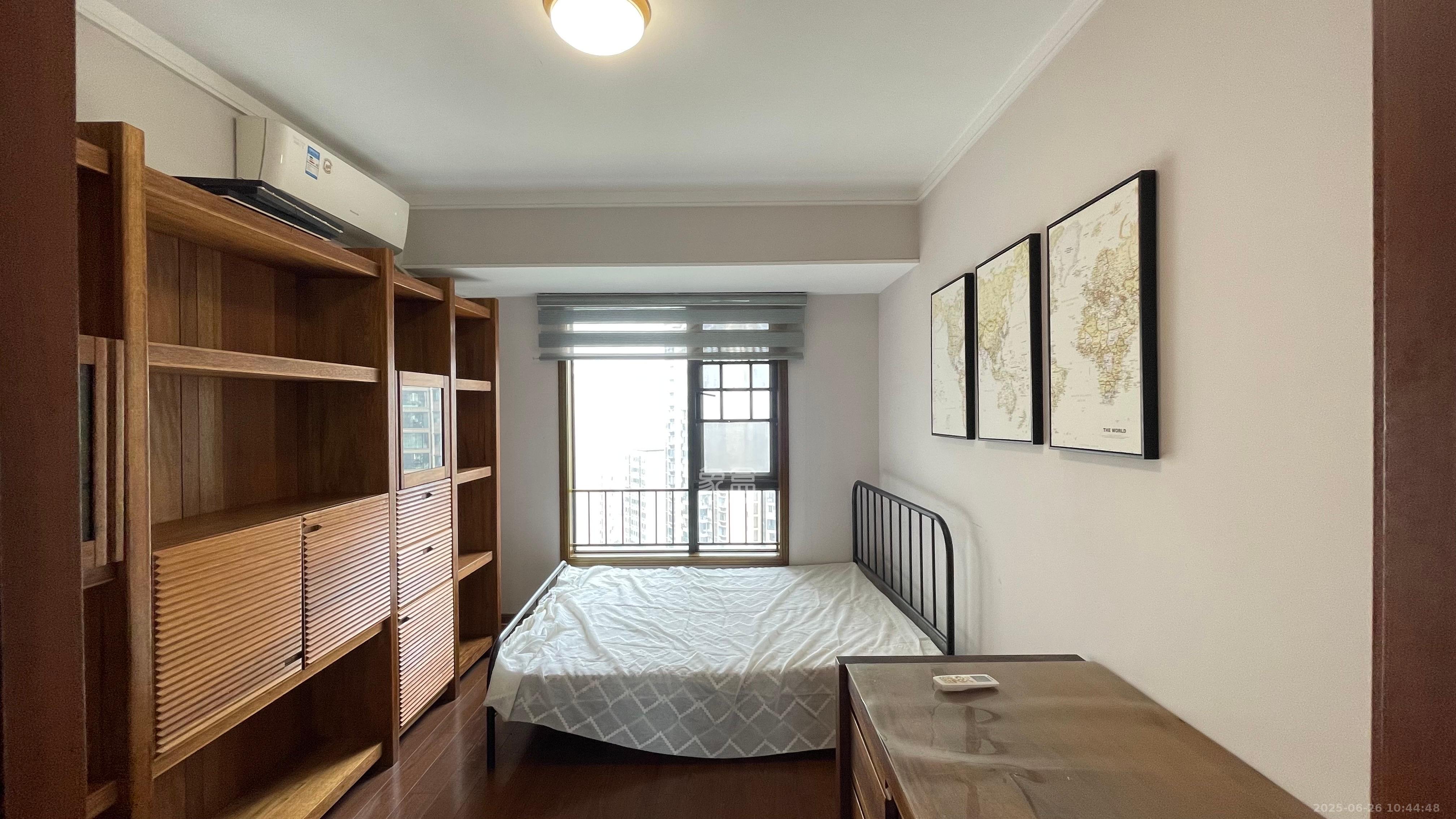 万科金域华府二期 3室2厅2卫 2900.0元/月 万科金域华府二期 3室2厅2卫 2900.0元/月室内图