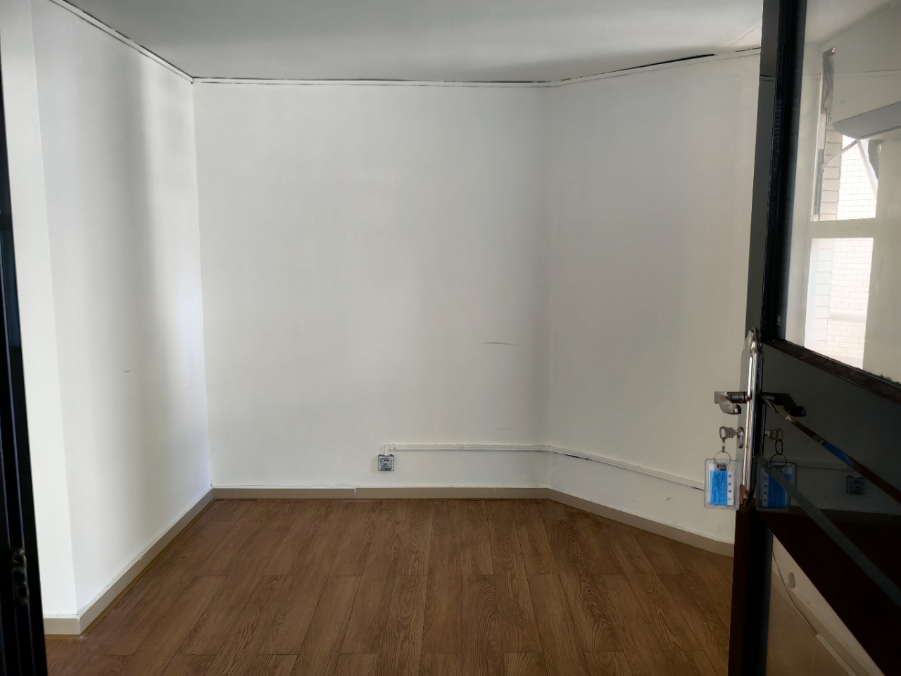 半山花园 8室1厅0卫 16800.0元/月 半山花园 8室1厅0卫 16800.0元/月室内图