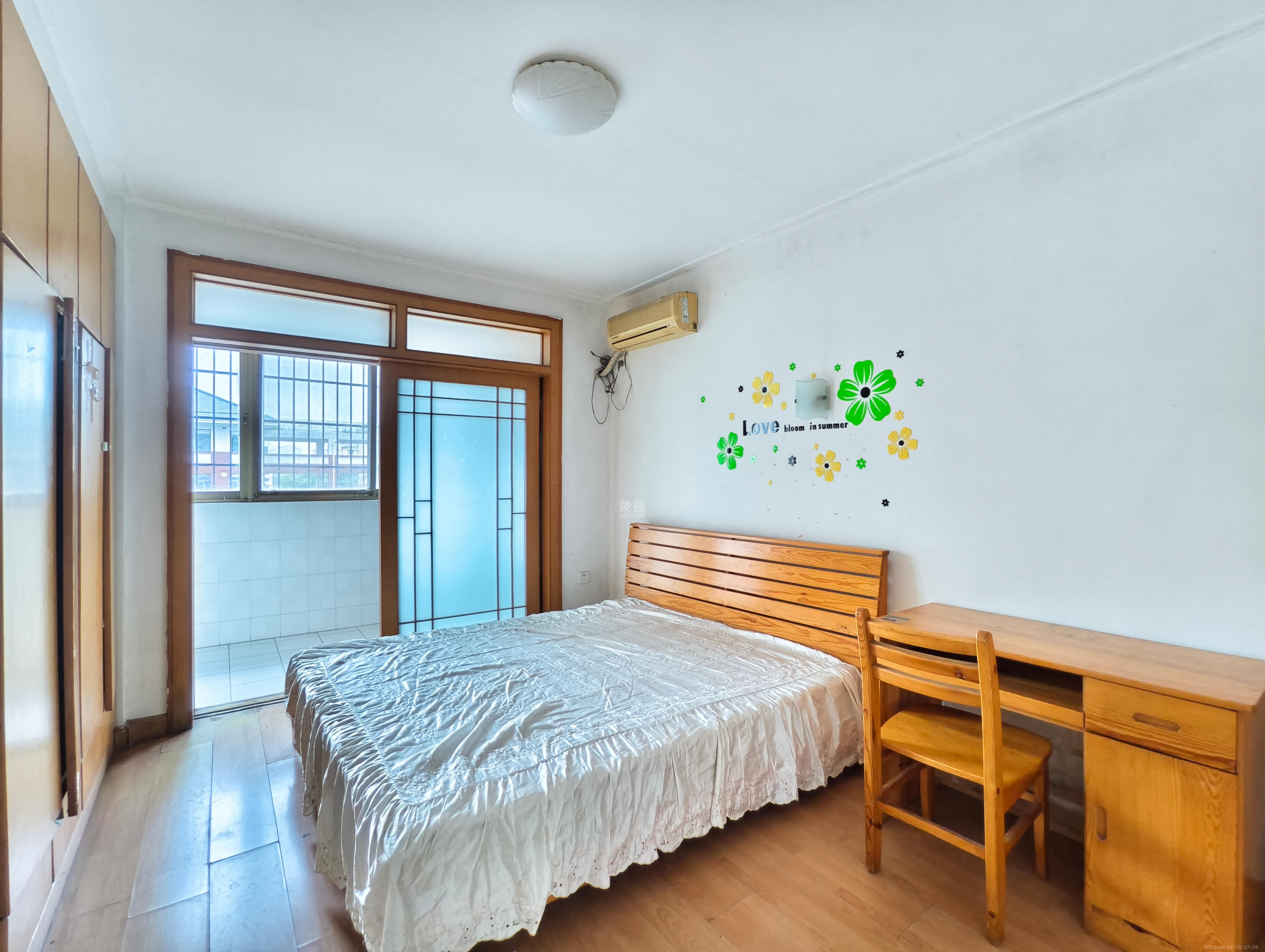 岳银小区(一二三五村) 3室2厅2卫 2200.0元/月 岳银小区(一二三五村) 3室2厅2卫 2200.0元/月室内图