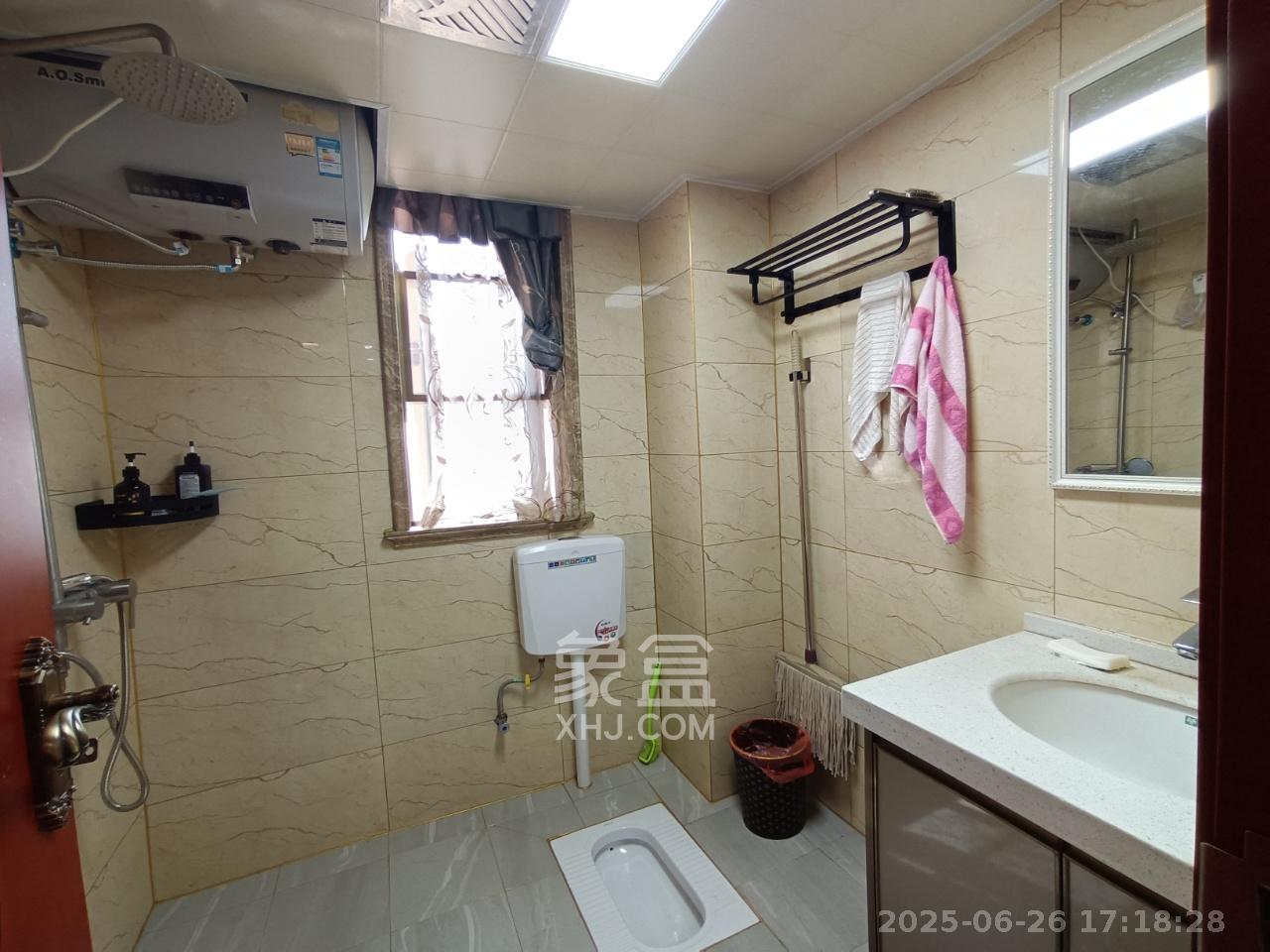 富兴嘉城(富兴汇中央)  2室2厅1卫    2200.0元/月 富兴嘉城(富兴汇中央)  2室2厅1卫    2200.0元/月室内图