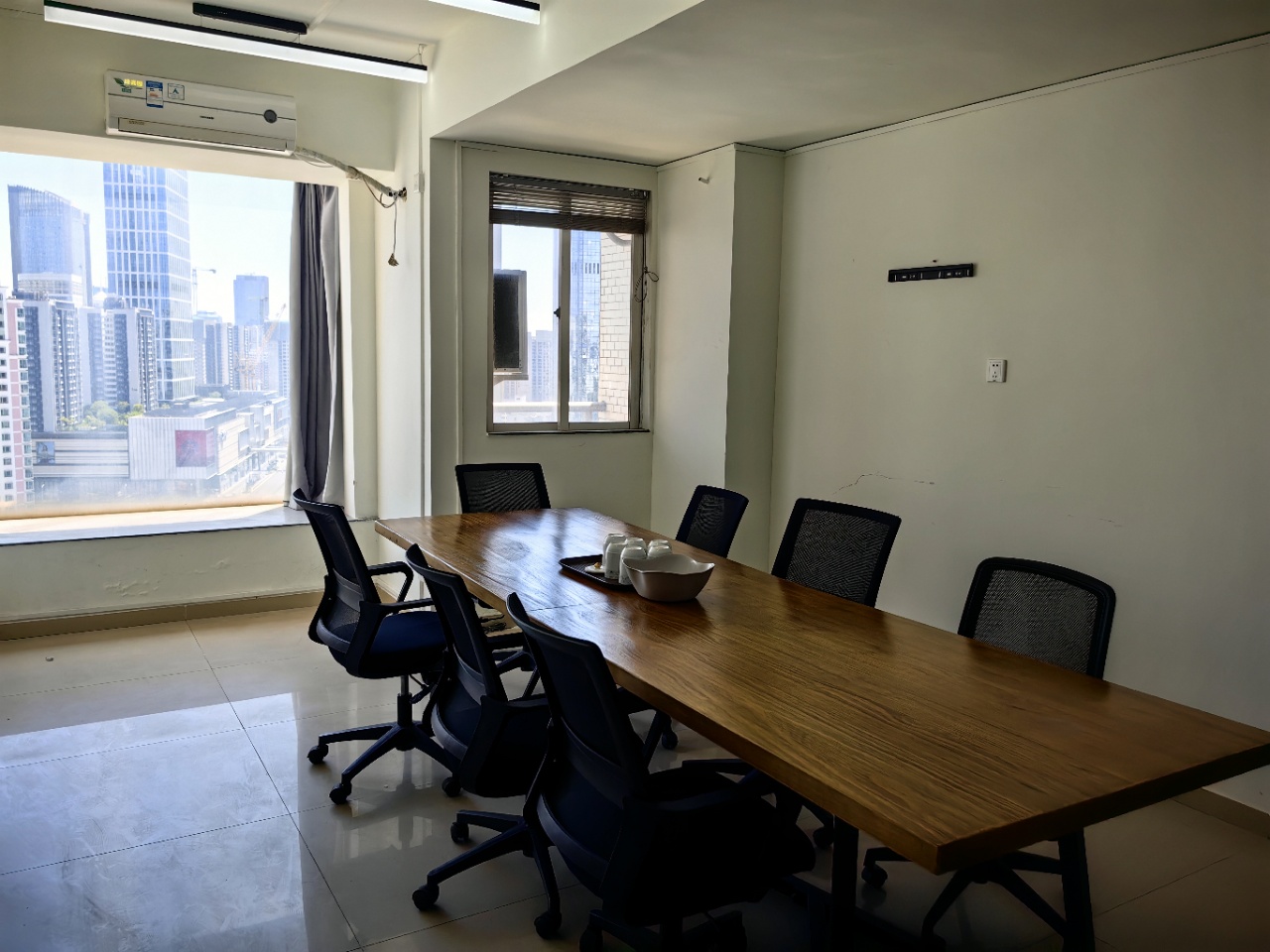 半山花园 2室1厅0卫 16800.0元/月 半山花园 2室1厅0卫 16800.0元/月室内图