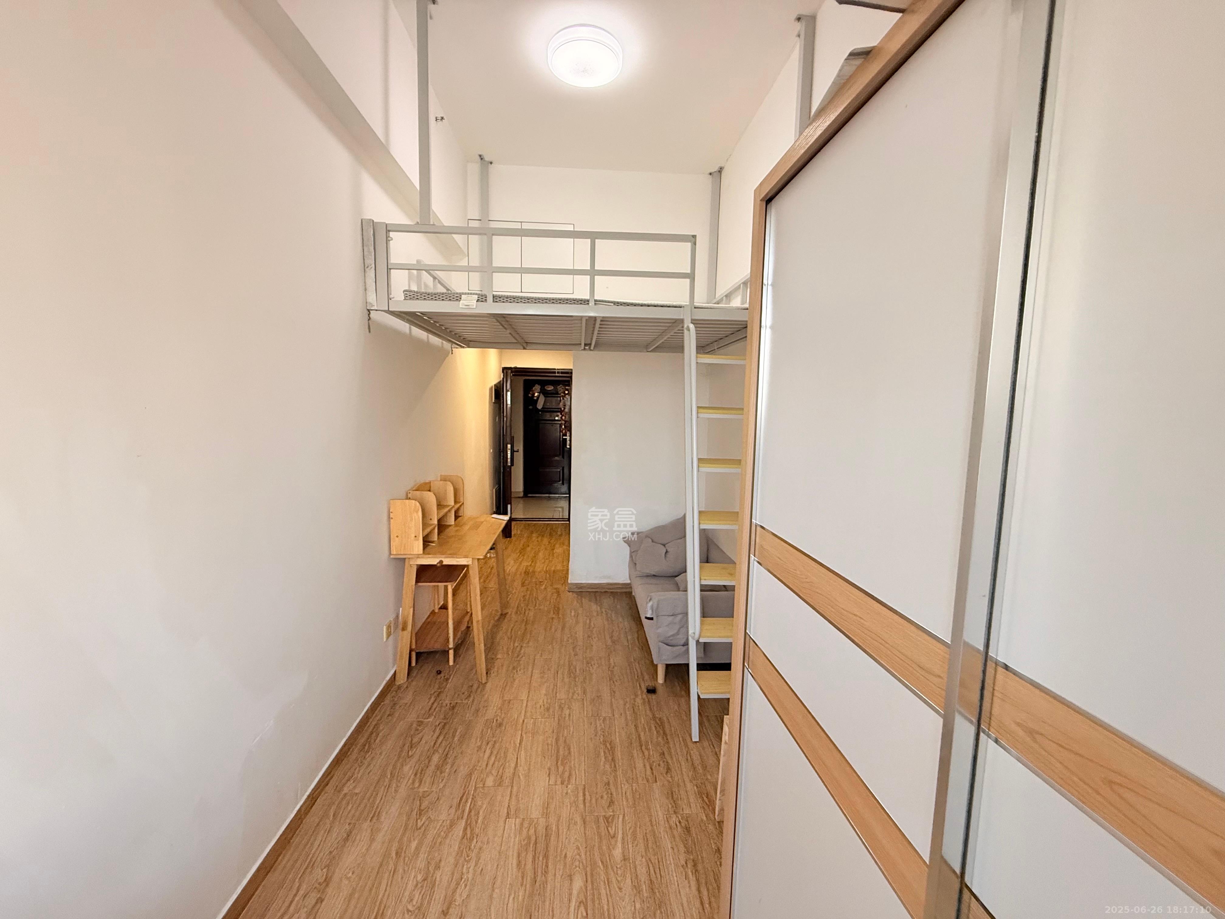 叠彩兰亭 1室1厅1卫 1350.0元/月 叠彩兰亭 1室1厅1卫 1350.0元/月室内图