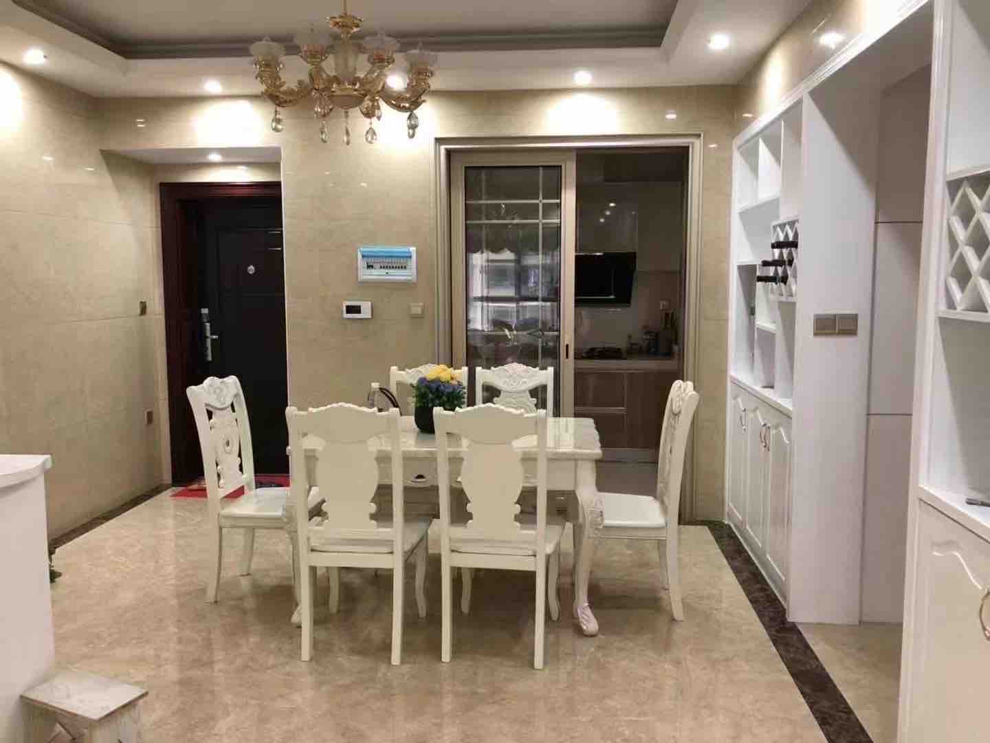 珠江愉景南苑(一、二、三、四期) 1室0厅0卫 2300.0元/月 珠江愉景南苑(一、二、三、四期) 1室0厅0卫 2300.0元/月室内图