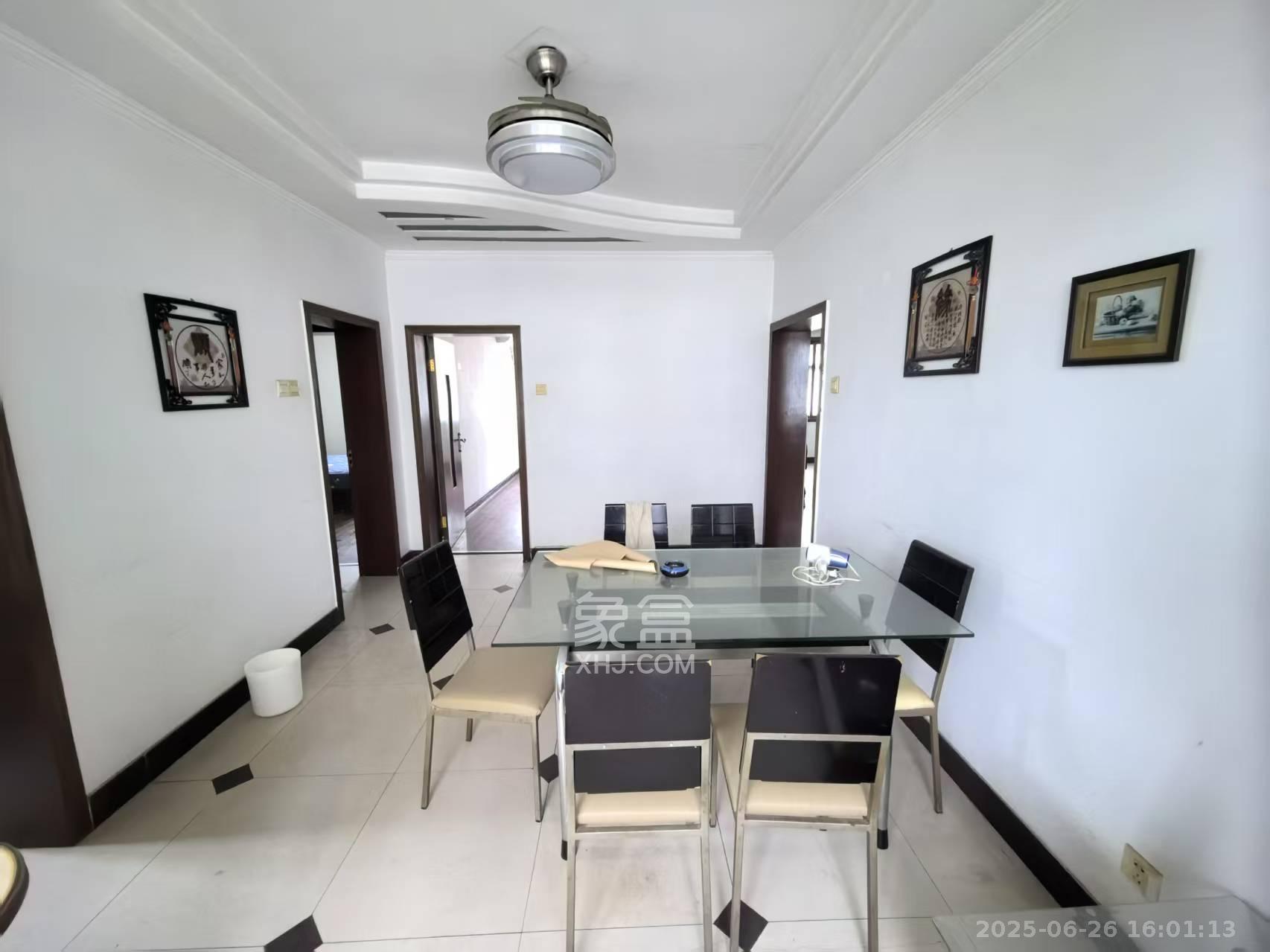 军安苑小区  3室2厅2卫    1600.0元/月室内图