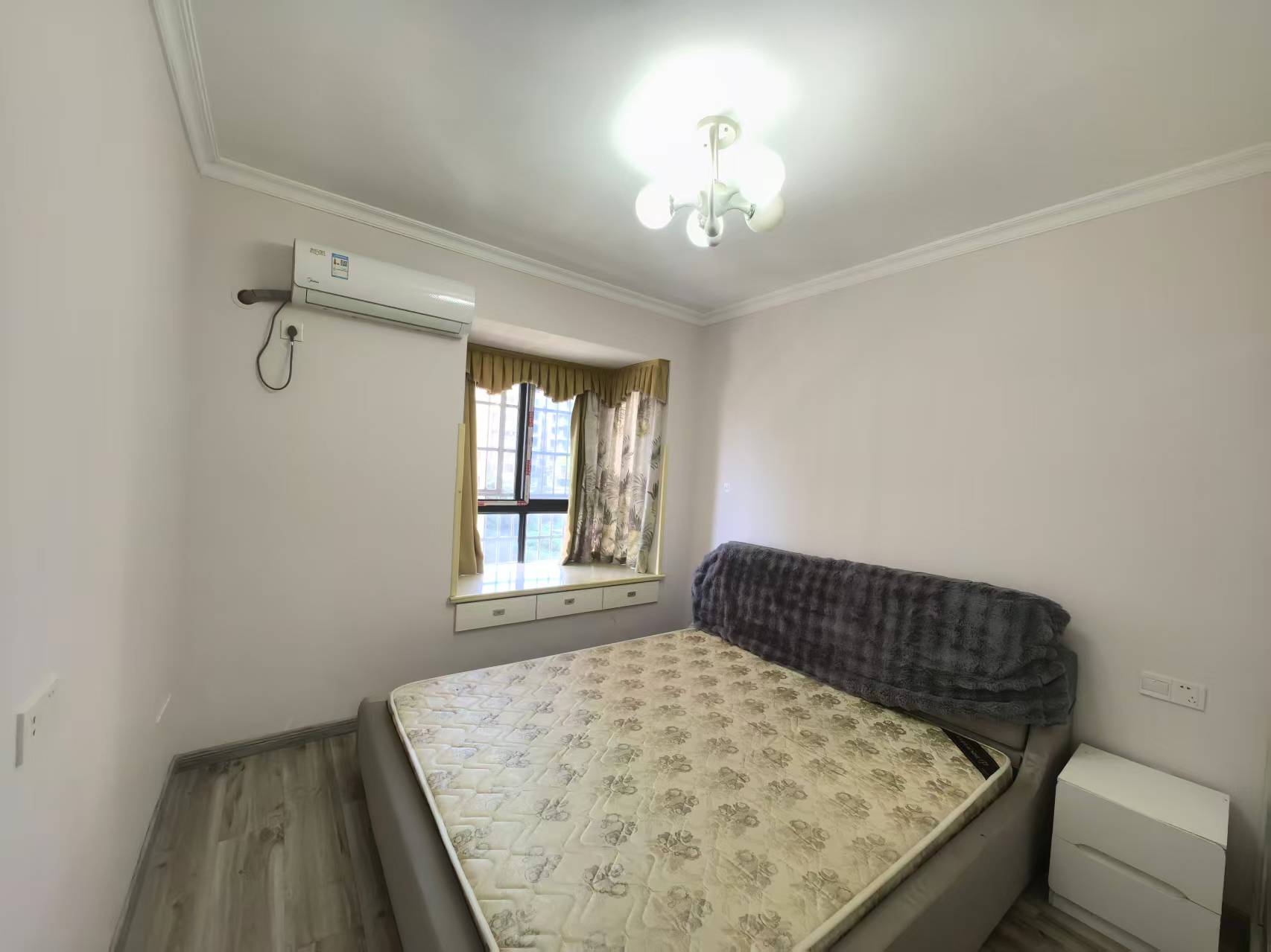 辉煌时代 2室1厅1卫 44.0万 辉煌时代 2室1厅1卫 44.0万室内图