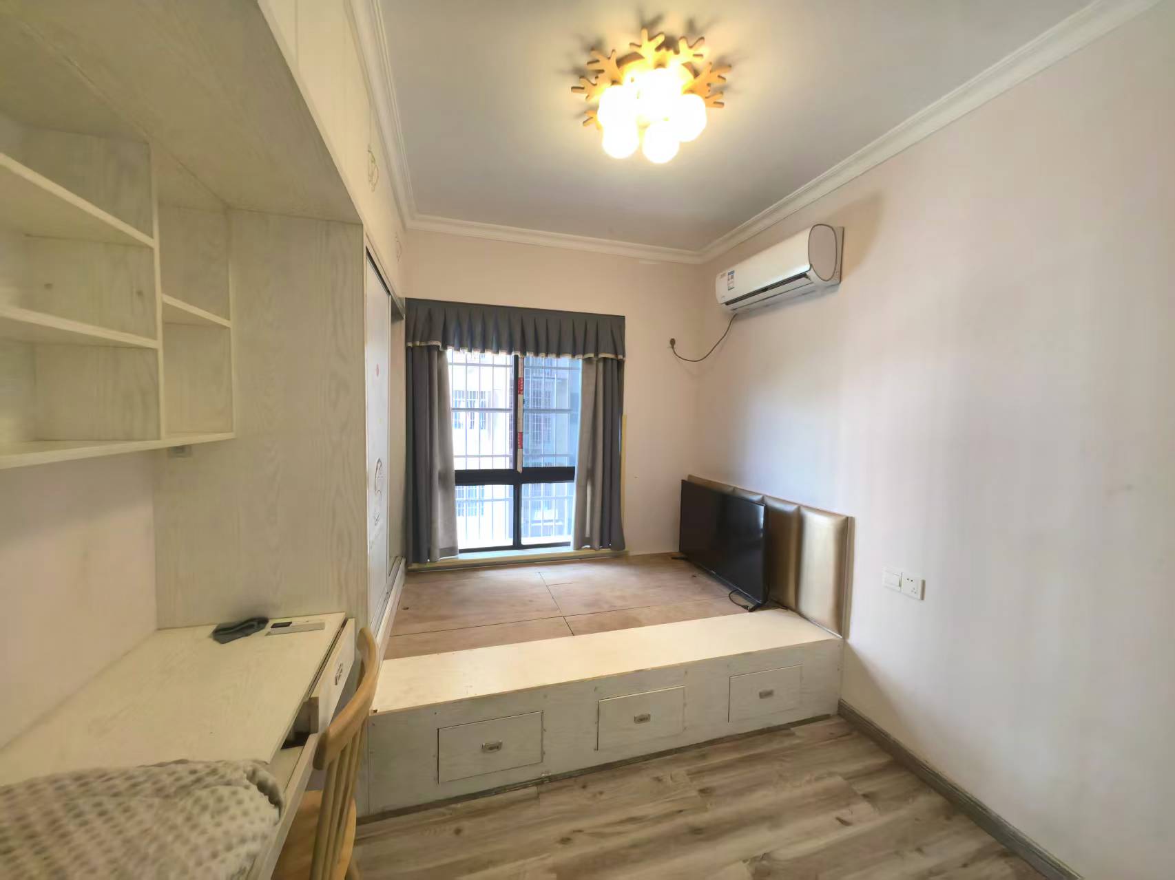 辉煌时代 2室1厅1卫 44.0万 辉煌时代 2室1厅1卫 44.0万室内图