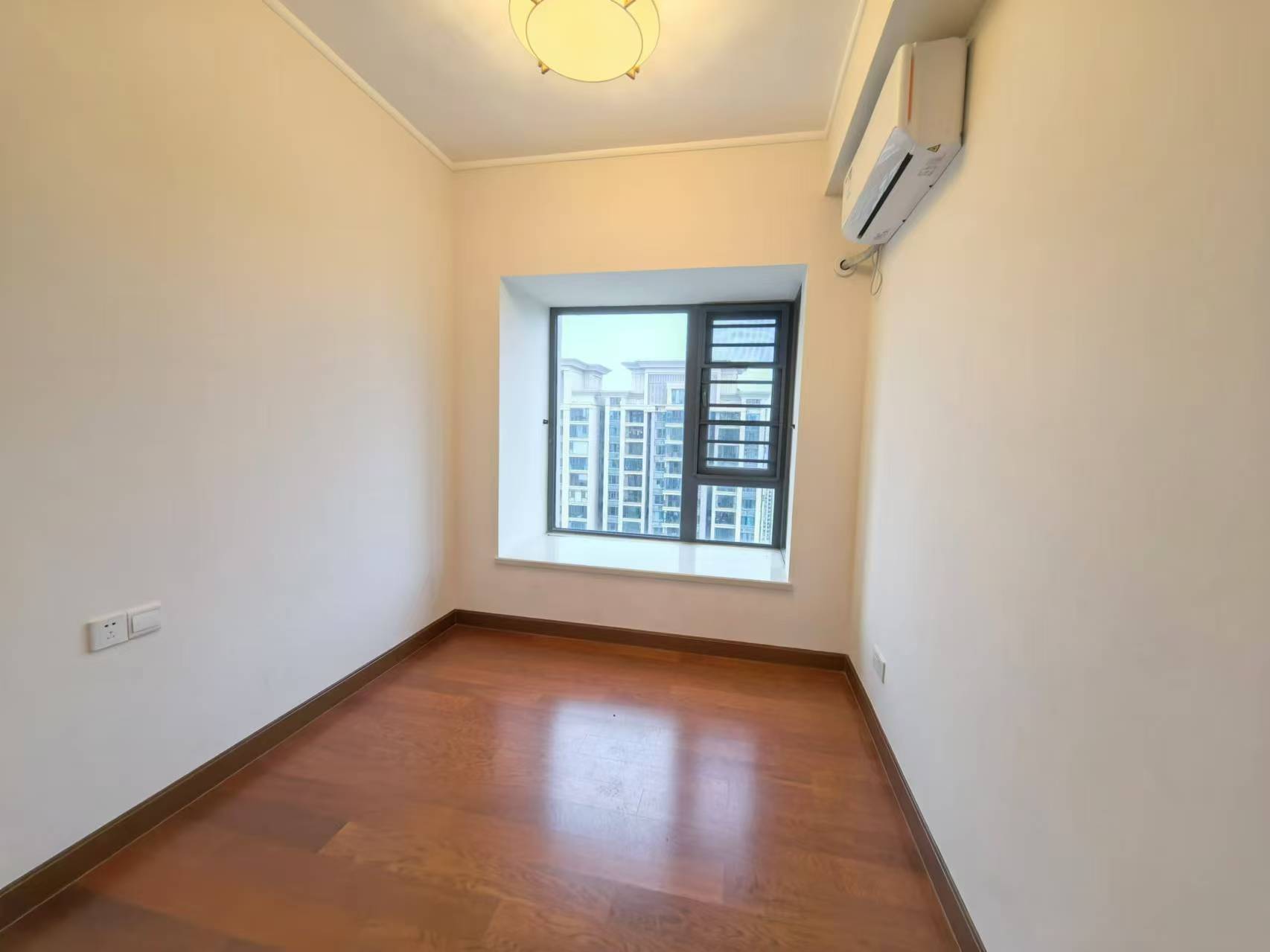 株洲恒大悦珑台 4室2厅2卫 95.0万 株洲恒大悦珑台 4室2厅2卫 95.0万室内图