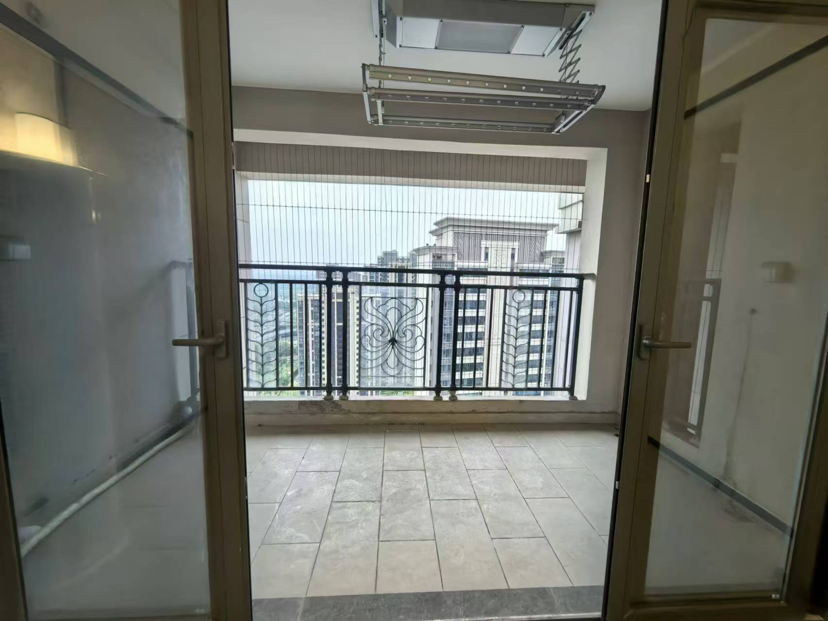 株洲恒大悦珑台 4室2厅2卫 95.0万 株洲恒大悦珑台 4室2厅2卫 95.0万室内图