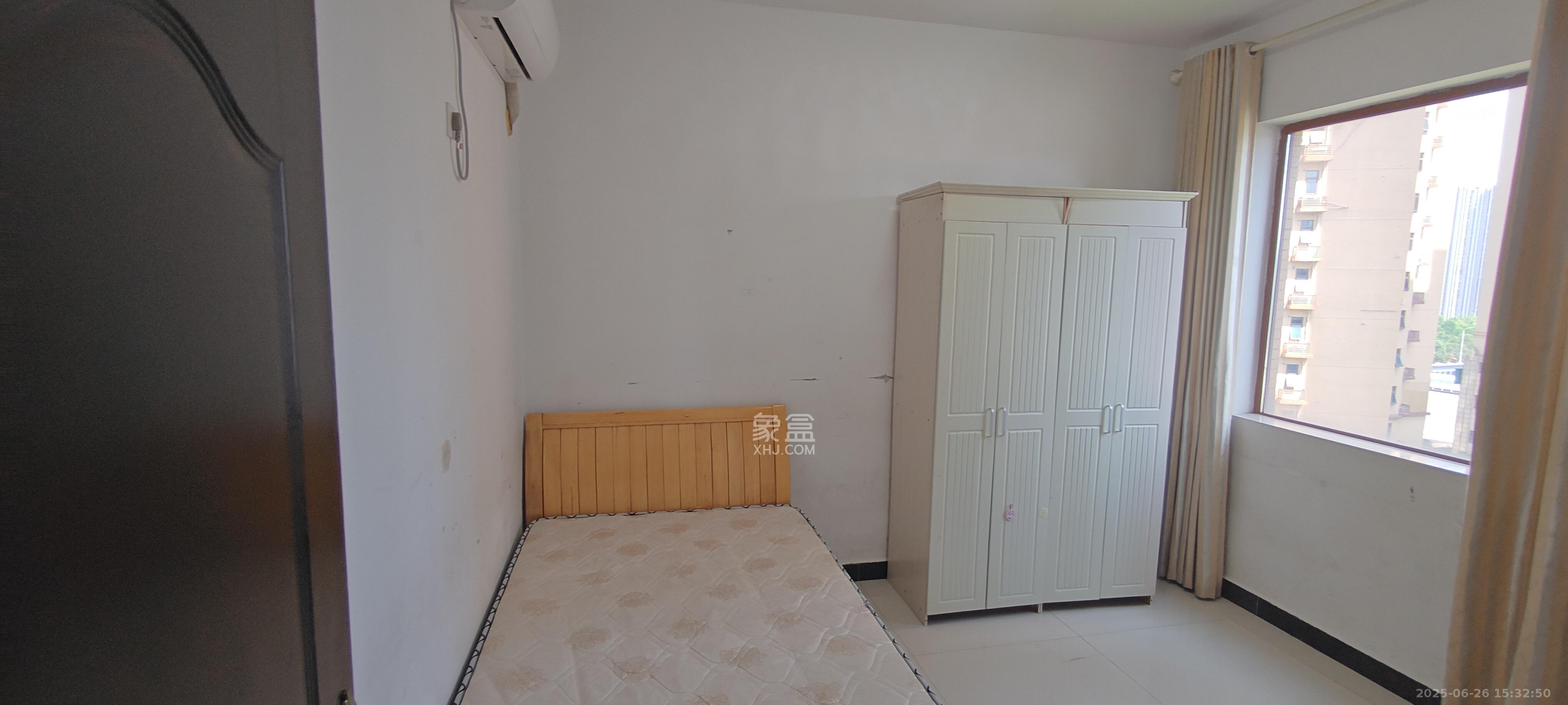 万里时代 3室2厅2卫 2700.0元/月 万里时代 3室2厅2卫 2700.0元/月室内图