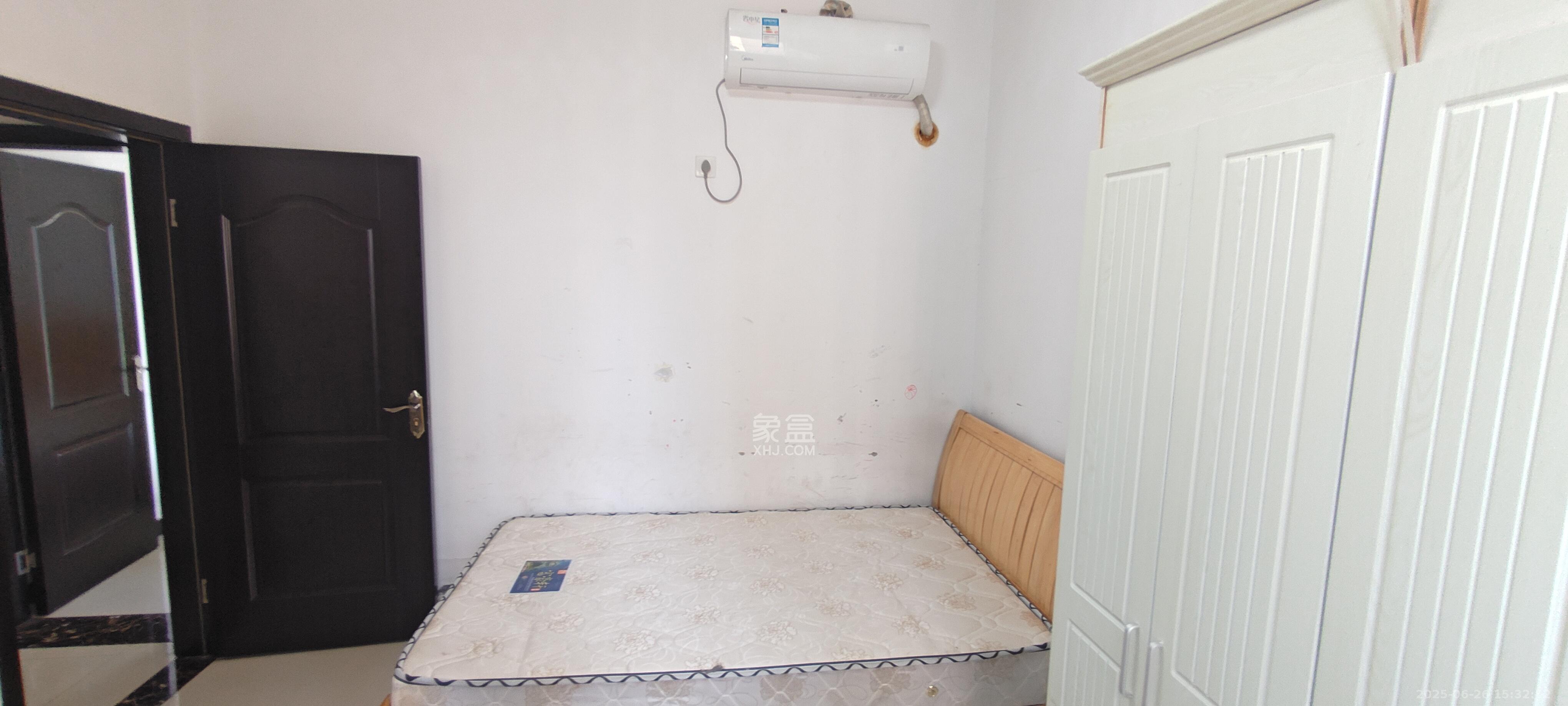 万里时代  3室2厅2卫    2700.0元/月室内图