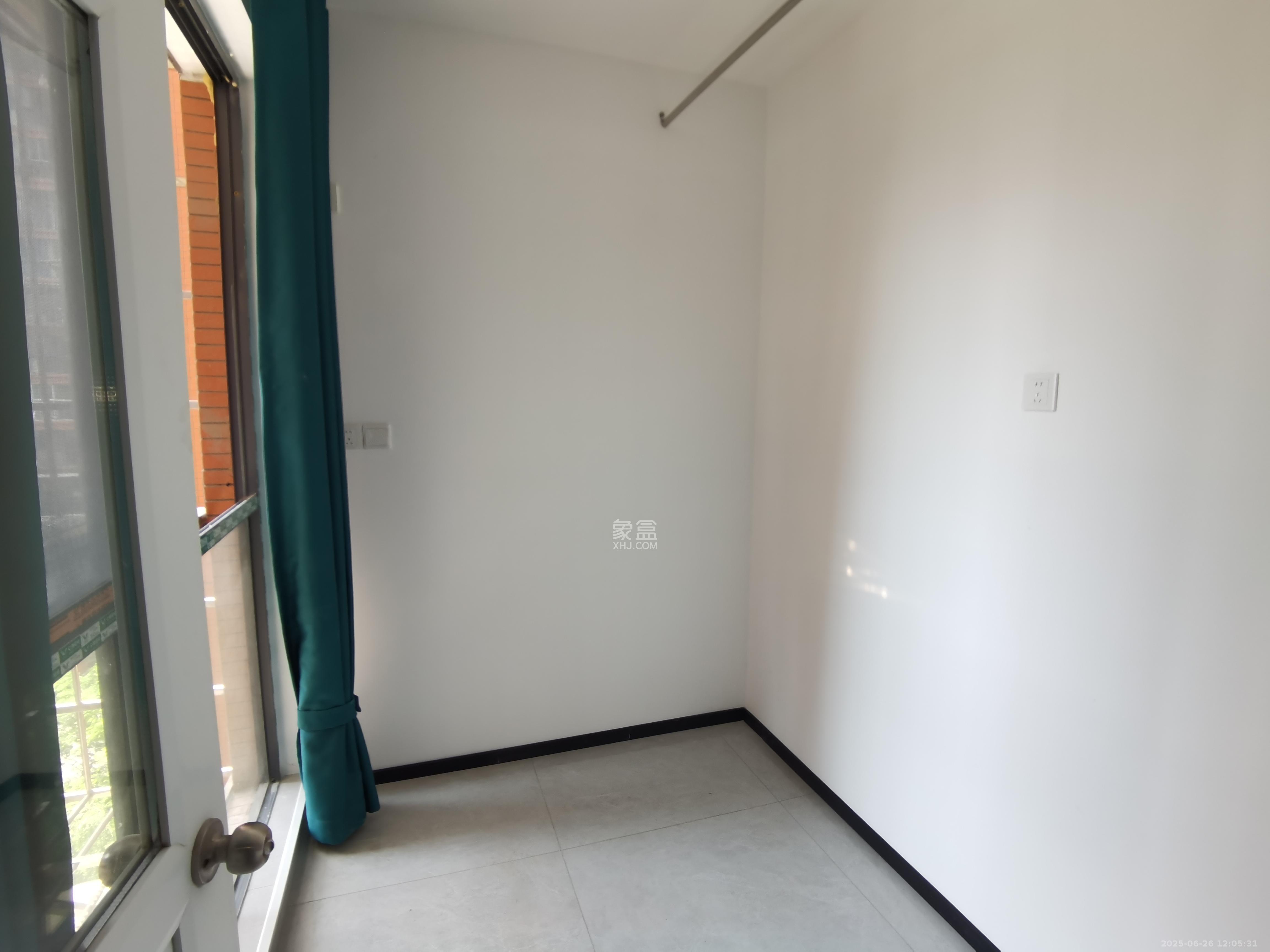 凯富南方鑫城 6室0厅3卫 4500.0元/月 凯富南方鑫城 6室0厅3卫 4500.0元/月室内图