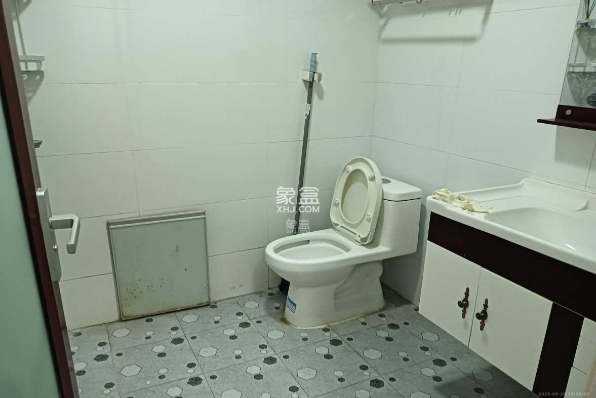 东怡外国(南湖一号) 1室0厅1卫 1800.0元/月 东怡外国(南湖一号) 1室0厅1卫 1800.0元/月室内图