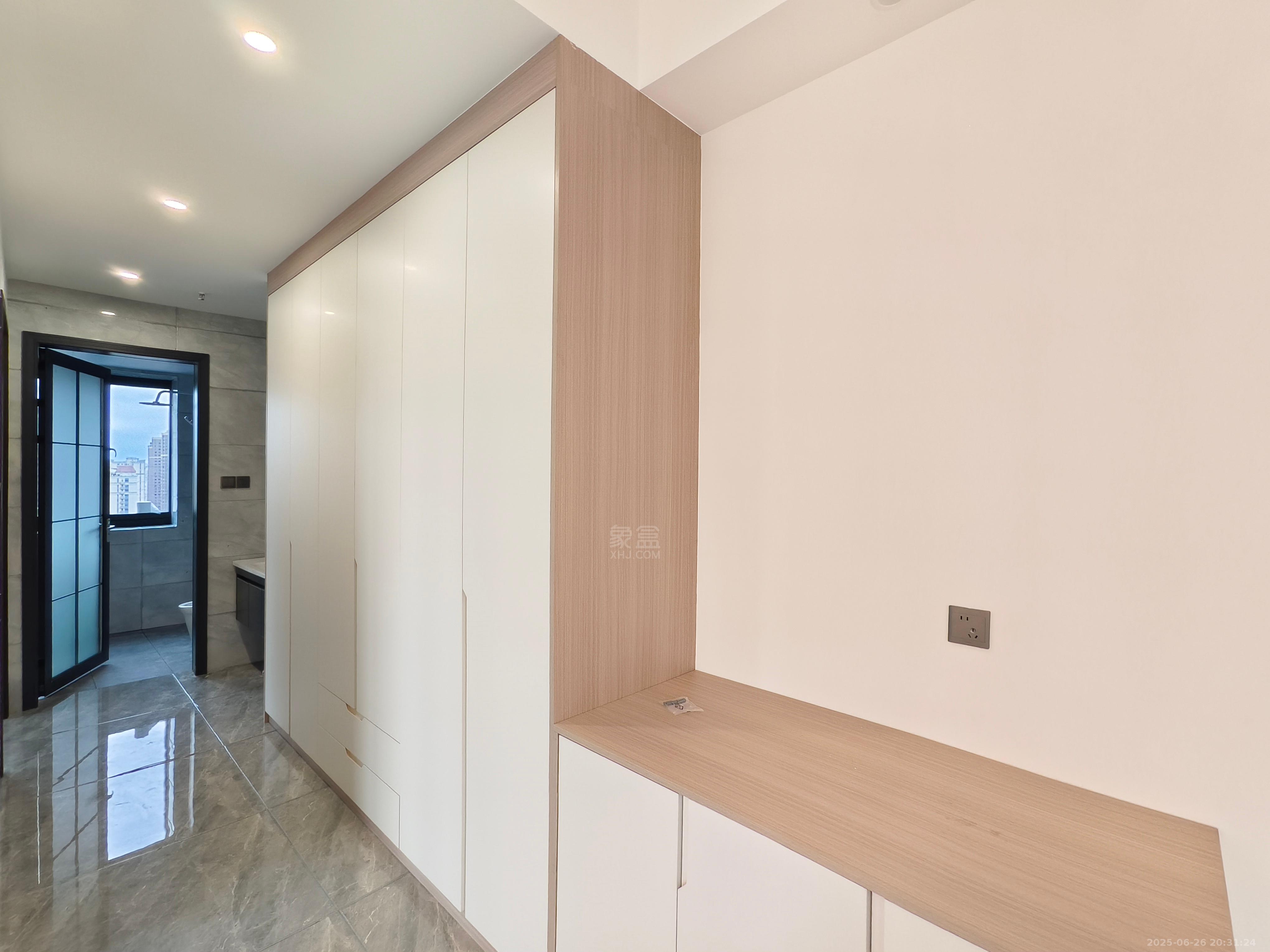 恒大华府 2室1厅1卫 2000.0元/月 恒大华府 2室1厅1卫 2000.0元/月室内图