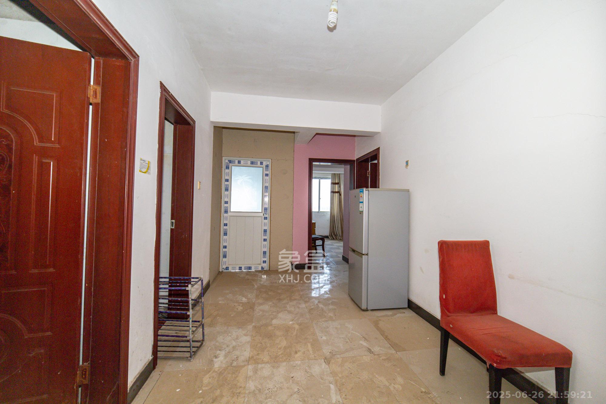 未来现代城 2室2厅1卫 49.8万 未来现代城 2室2厅1卫 49.8万其他