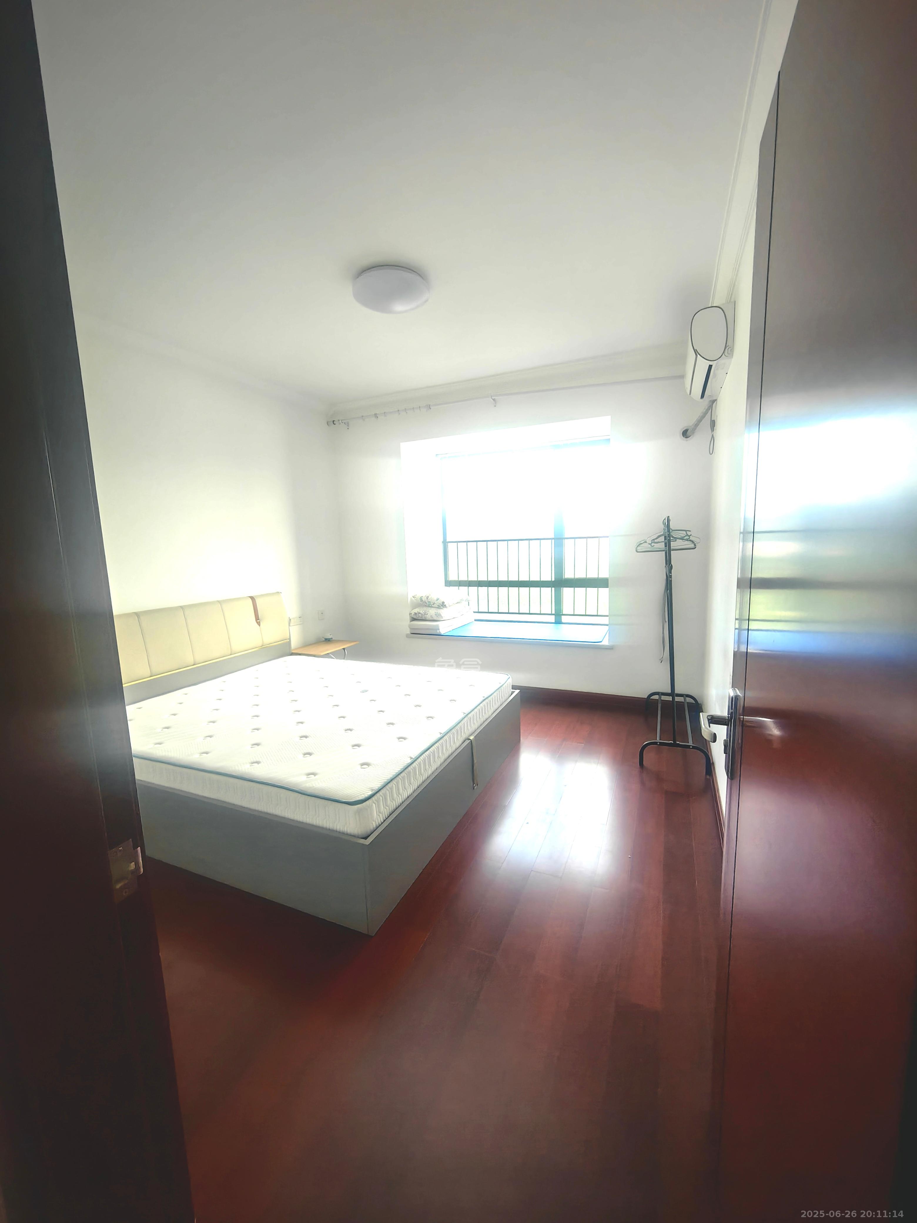 中海梅溪湖壹号 3室2厅2卫 3000.0元/月 中海梅溪湖壹号 3室2厅2卫 3000.0元/月室内图