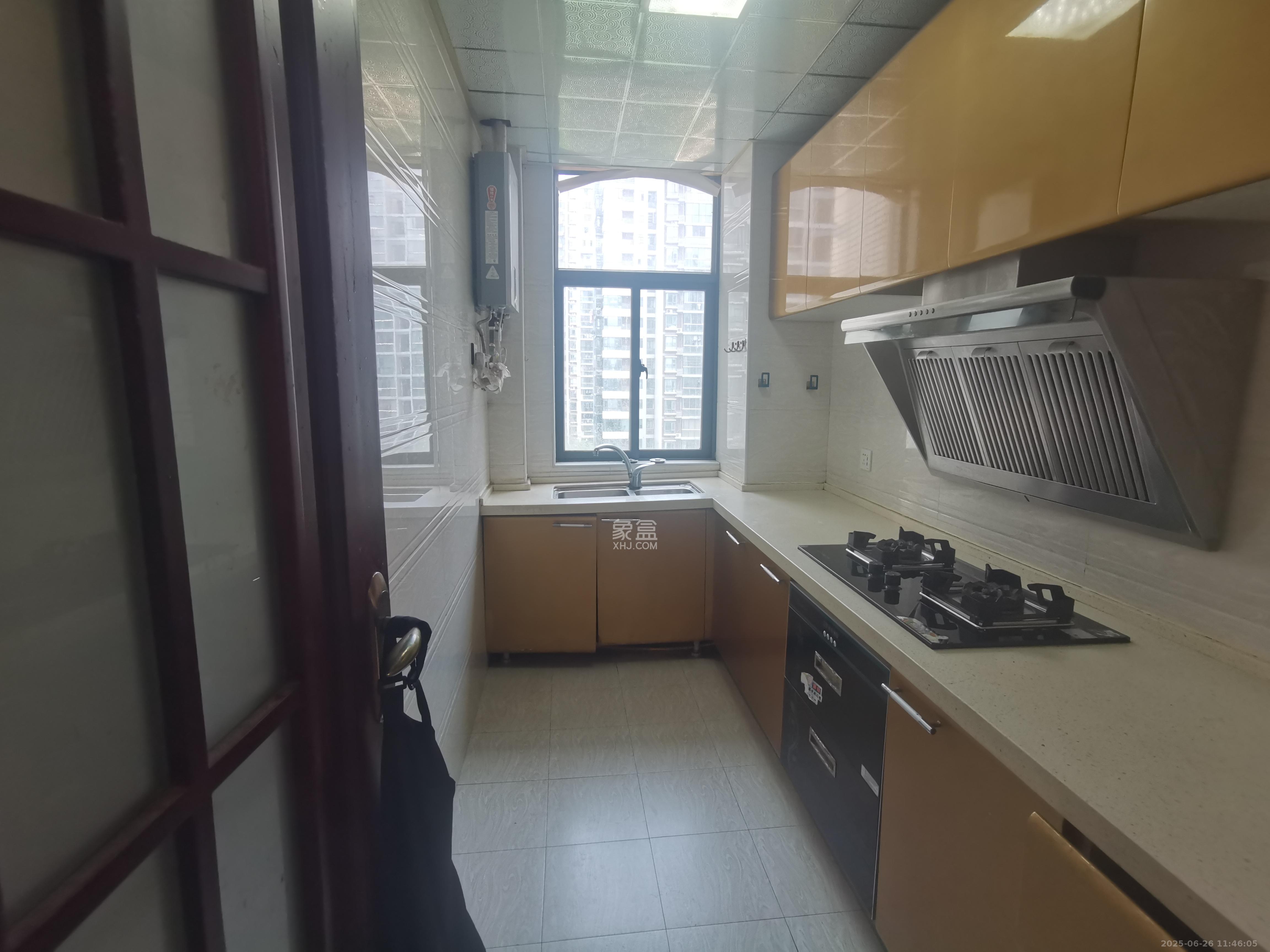 星城映象 3室2厅2卫 2500.0元/月 星城映象 3室2厅2卫 2500.0元/月室内图