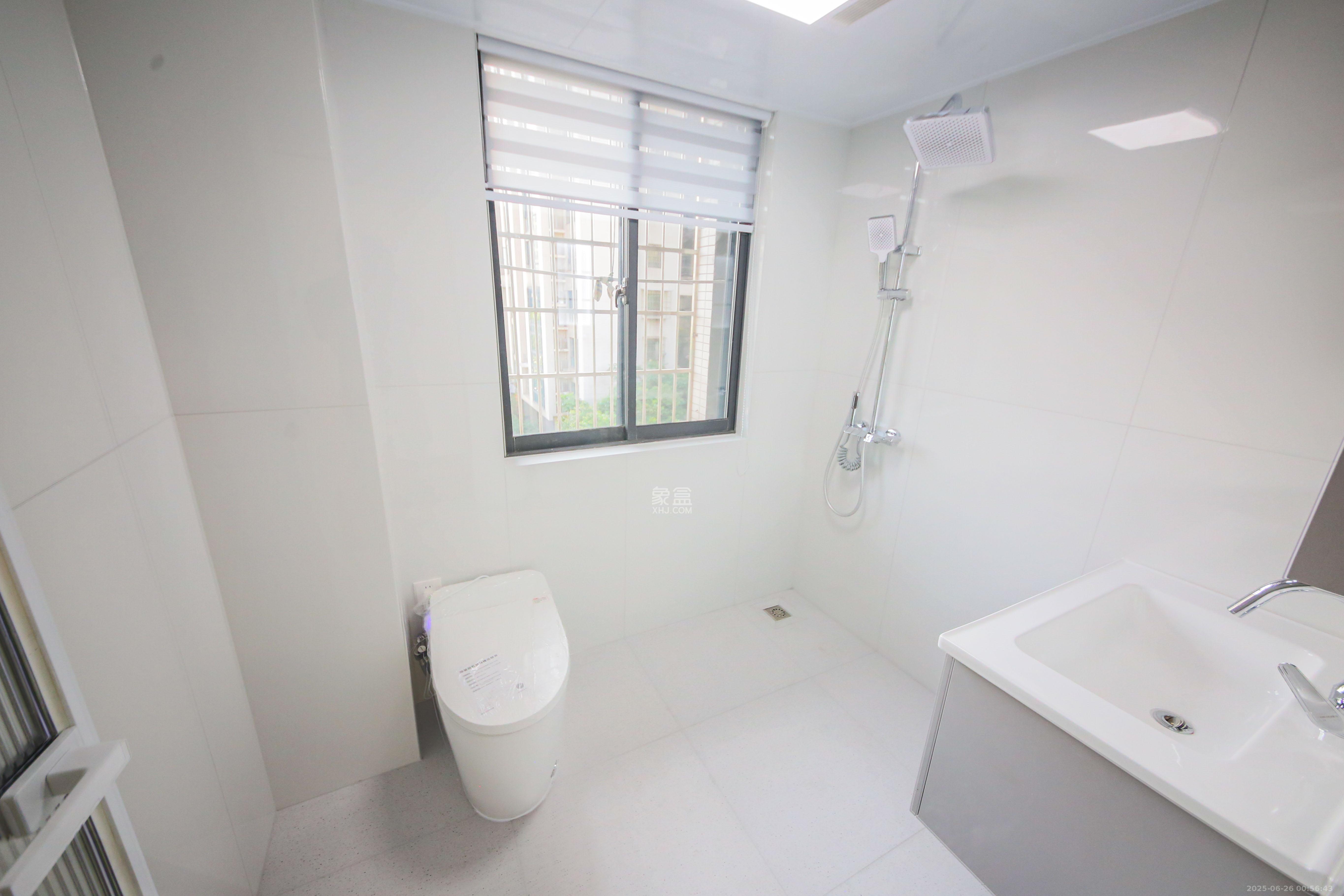 和庄  3室2厅2卫    98.0万 和庄  3室2厅2卫    98.0万卫生间