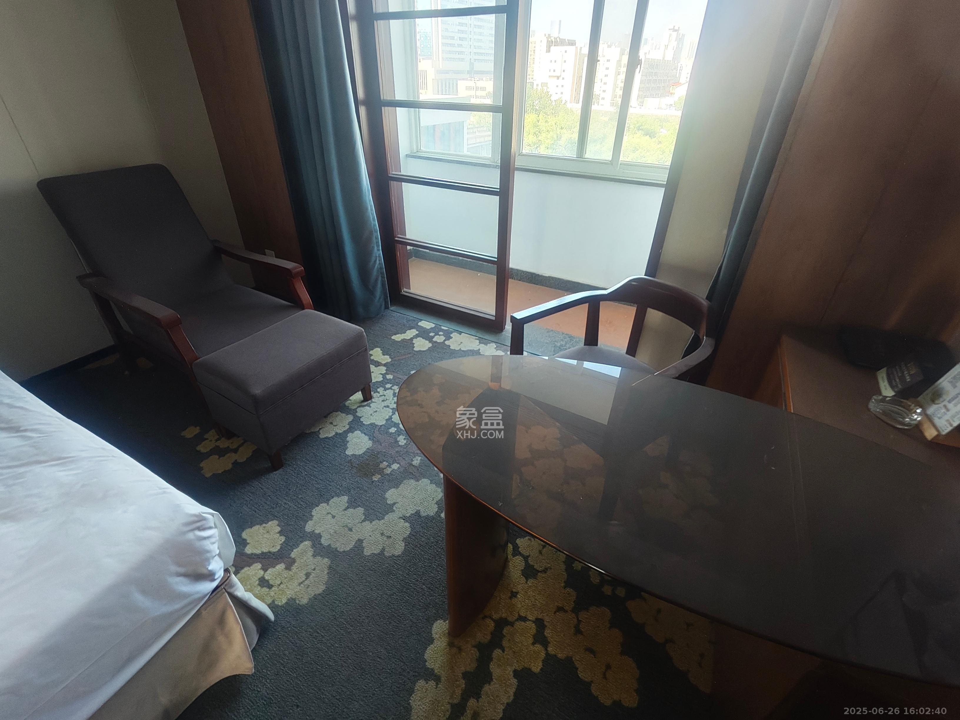 玛依拉山庄 1室1厅1卫 1400.0元/月 玛依拉山庄 1室1厅1卫 1400.0元/月室内图