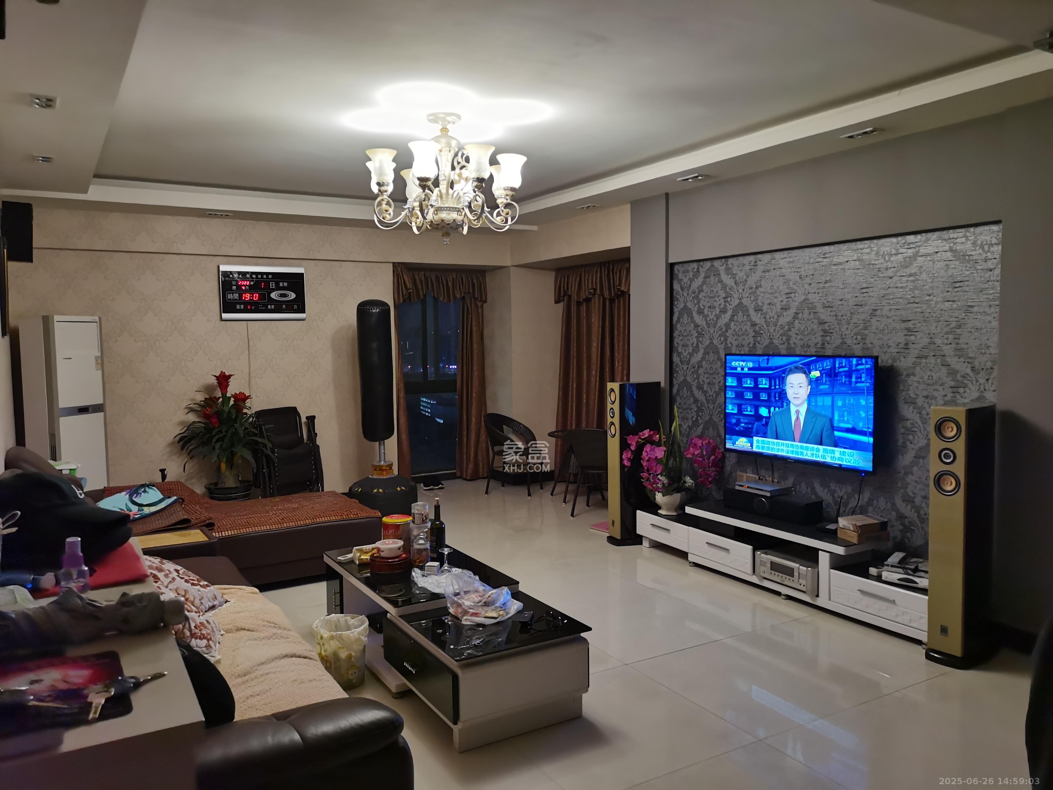 上东印象 3室2厅2卫 2580.0元/月 上东印象 3室2厅2卫 2580.0元/月室内图