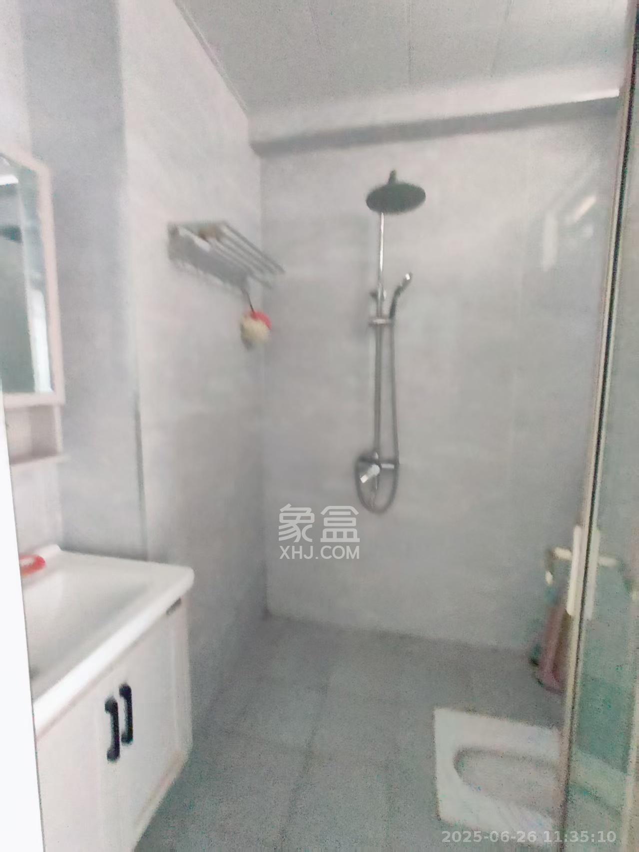 明发国际城 1室1厅1卫 1300.0元/月 明发国际城 1室1厅1卫 1300.0元/月室内图