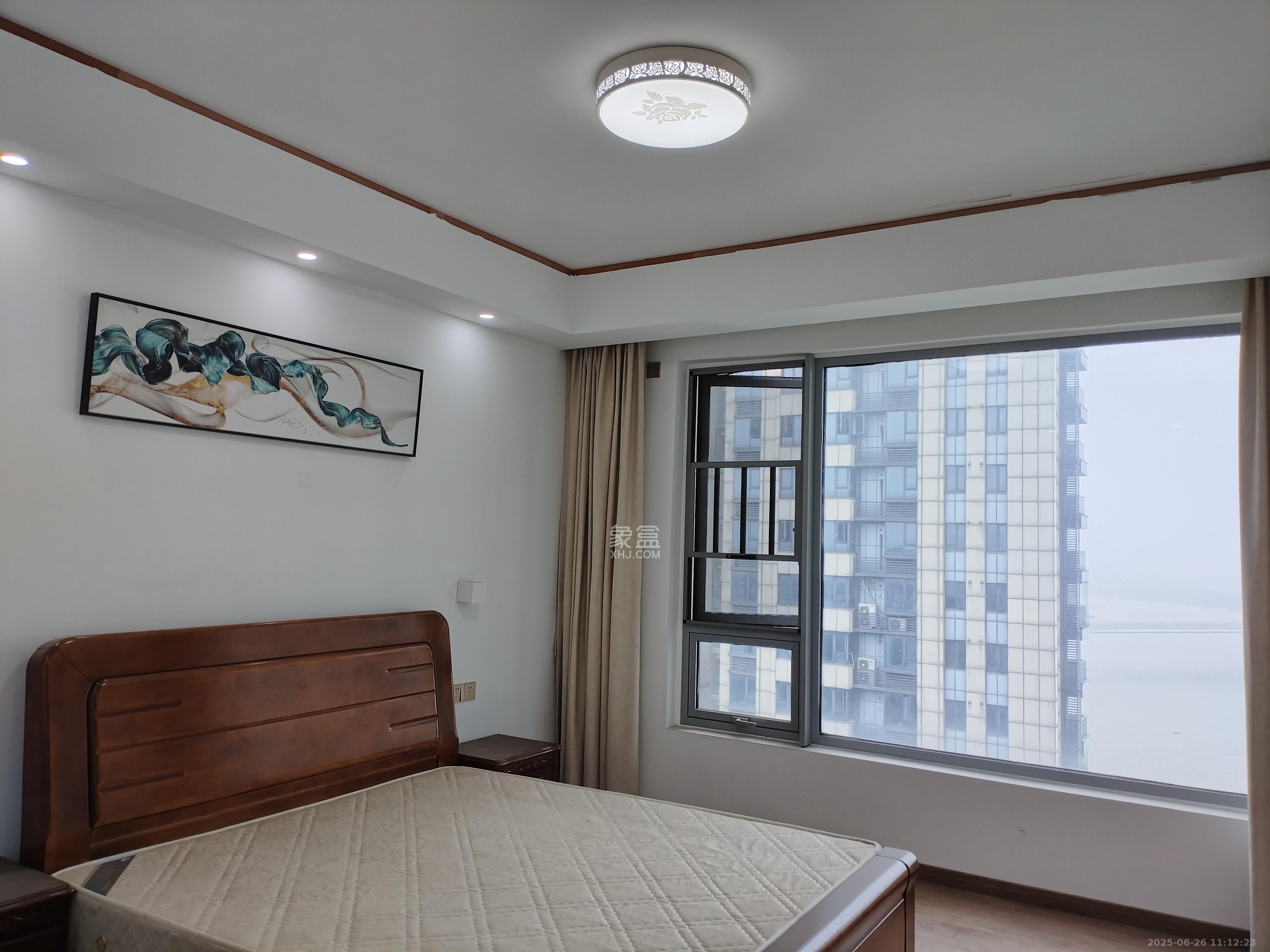 湘江壹号一二三期(创远湘江壹号) 4室2厅3卫 5500.0元/月 湘江壹号一二三期(创远湘江壹号) 4室2厅3卫 5500.0元/月室内图