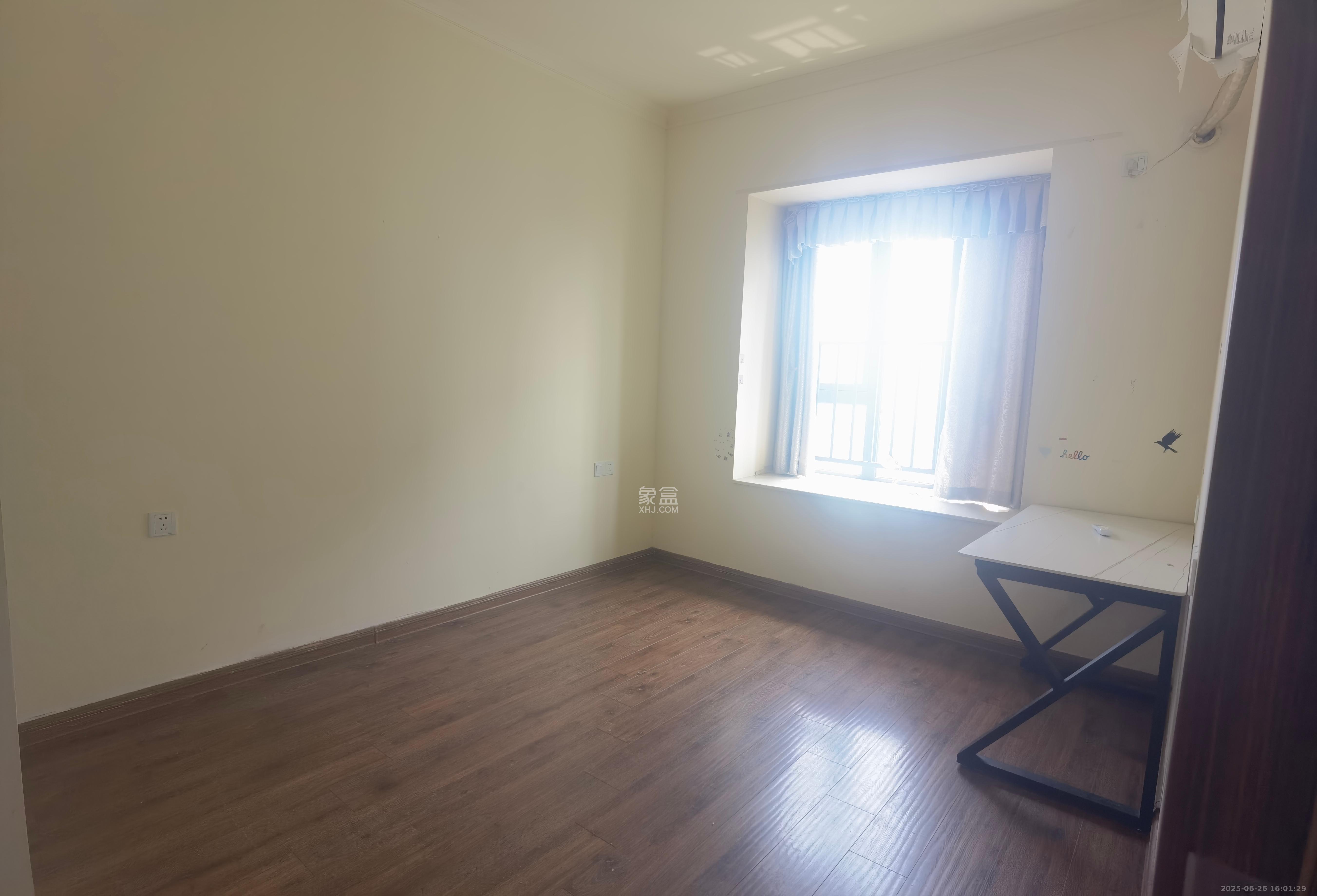 碧桂园威尼斯城 4室2厅2卫 4500.0元/月 碧桂园威尼斯城 4室2厅2卫 4500.0元/月室内图