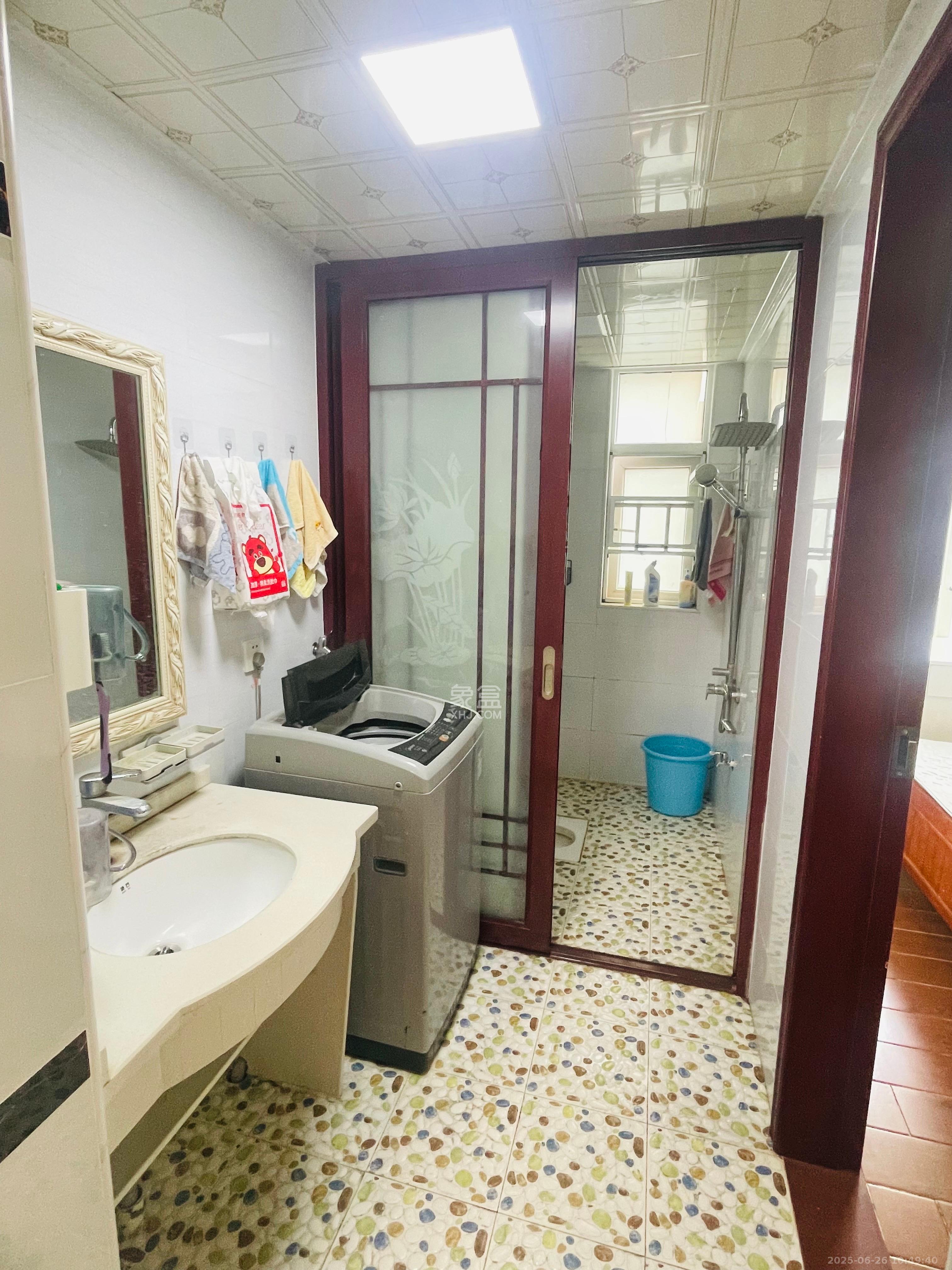 金科时代中心  3室2厅1卫   2300.00元/月室内图