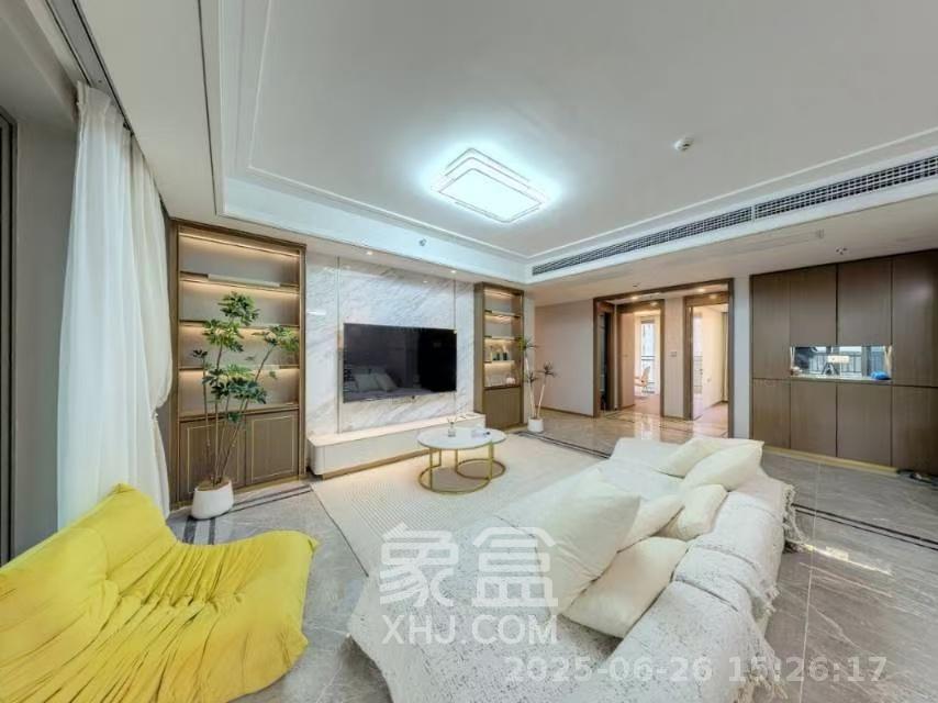 梅溪湖金茂湾  4室2厅3卫    8000.0元/月