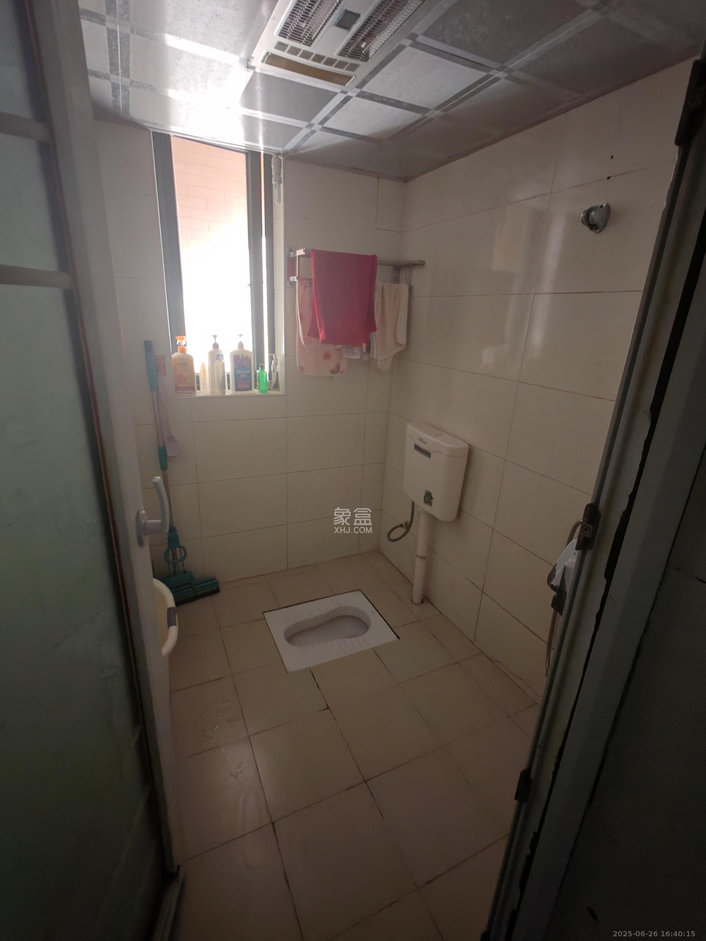 东玺门 2室2厅1卫 2600.0元/月 东玺门 2室2厅1卫 2600.0元/月室内图