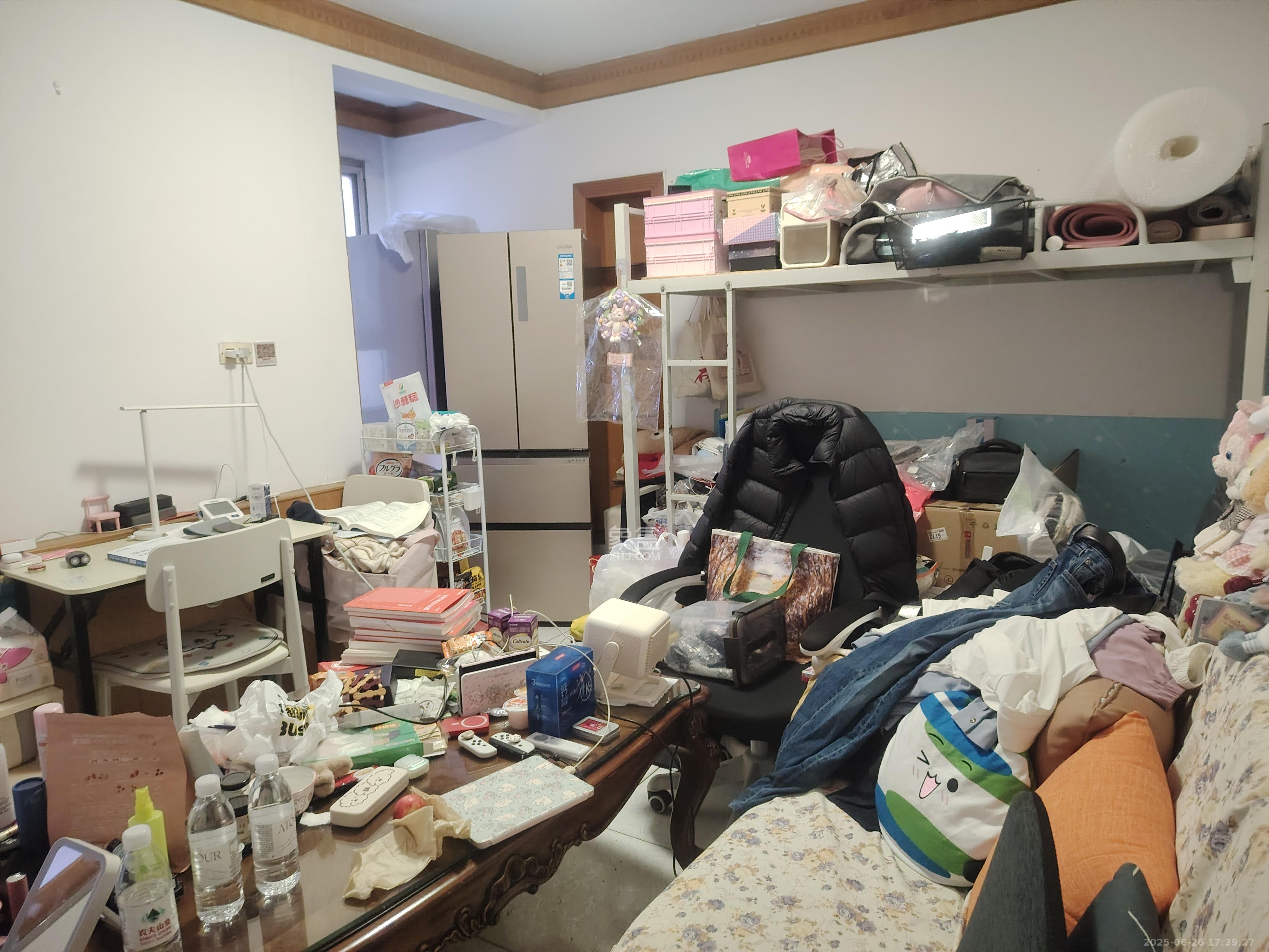 省政府五所 1室1厅1卫 1800.0元/月 省政府五所 1室1厅1卫 1800.0元/月室内图