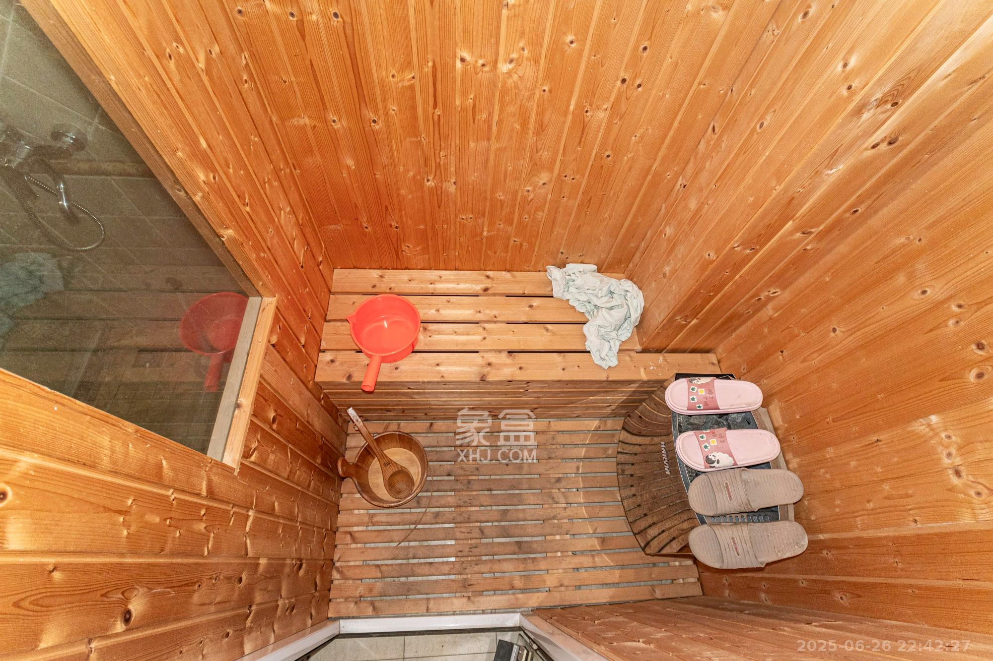 湘龙家园  6室3厅4卫    1048.0万 湘龙家园  6室3厅4卫    1048.0万其他