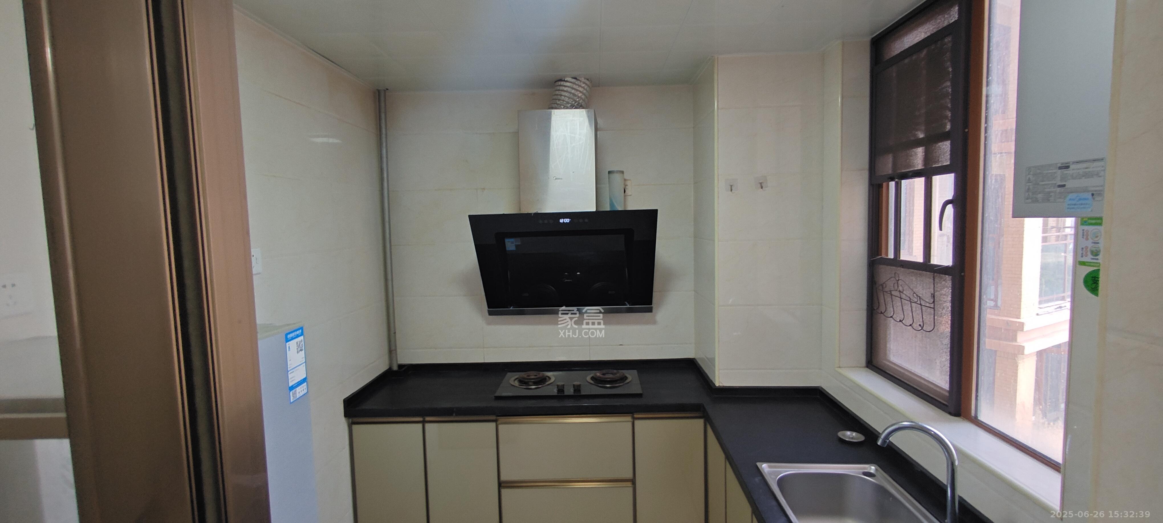 万里时代 3室2厅2卫 2700.0元/月 万里时代 3室2厅2卫 2700.0元/月室内图