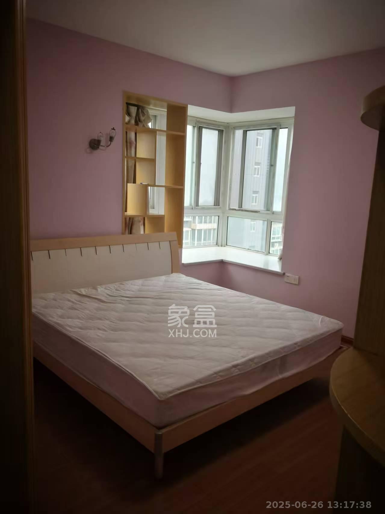 生活艺术城 3室2厅2卫 2100.0元/月 生活艺术城 3室2厅2卫 2100.0元/月室内图