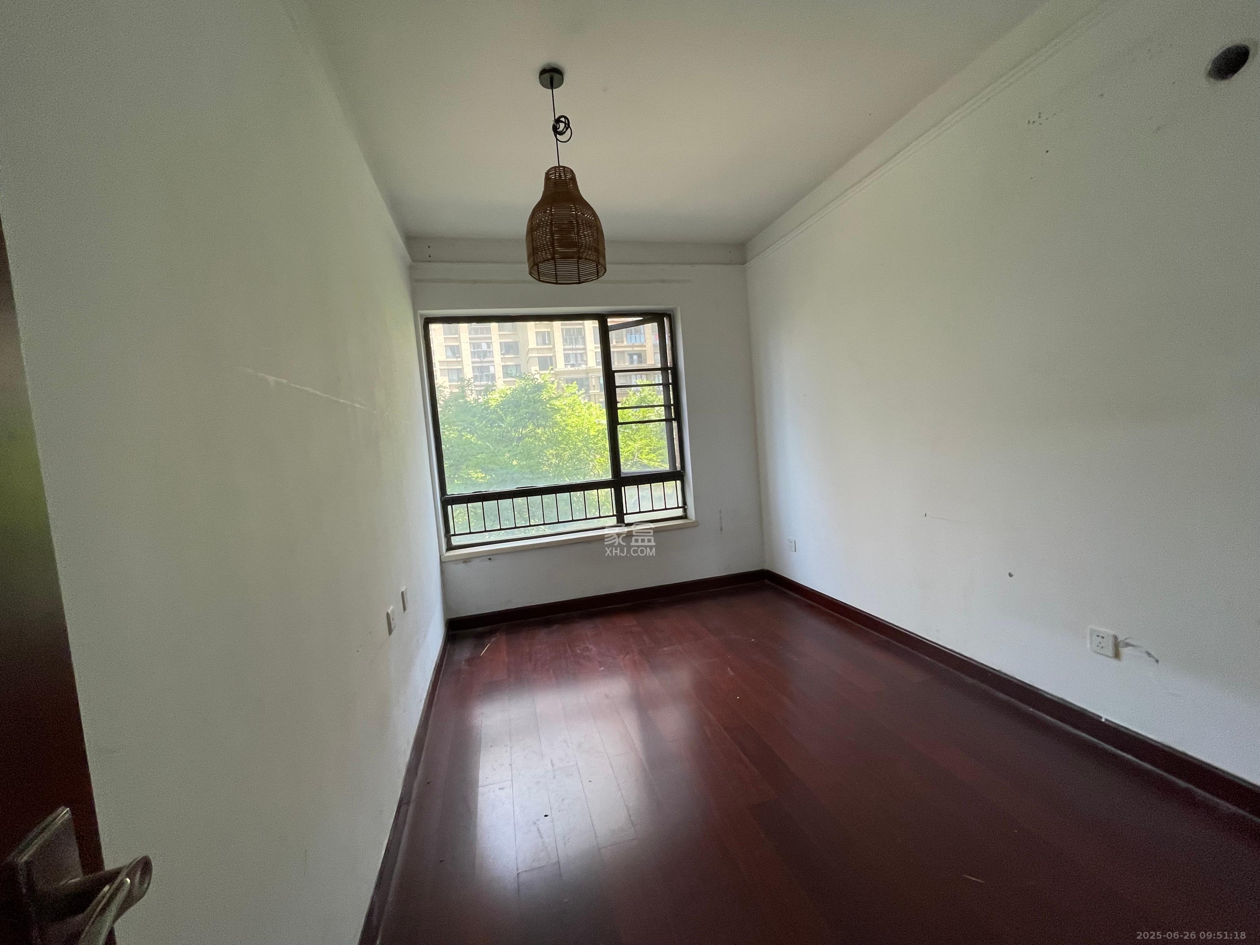 中海国际三期  4室2厅2卫    3000.0元/月 中海国际三期  4室2厅2卫    3000.0元/月室内图