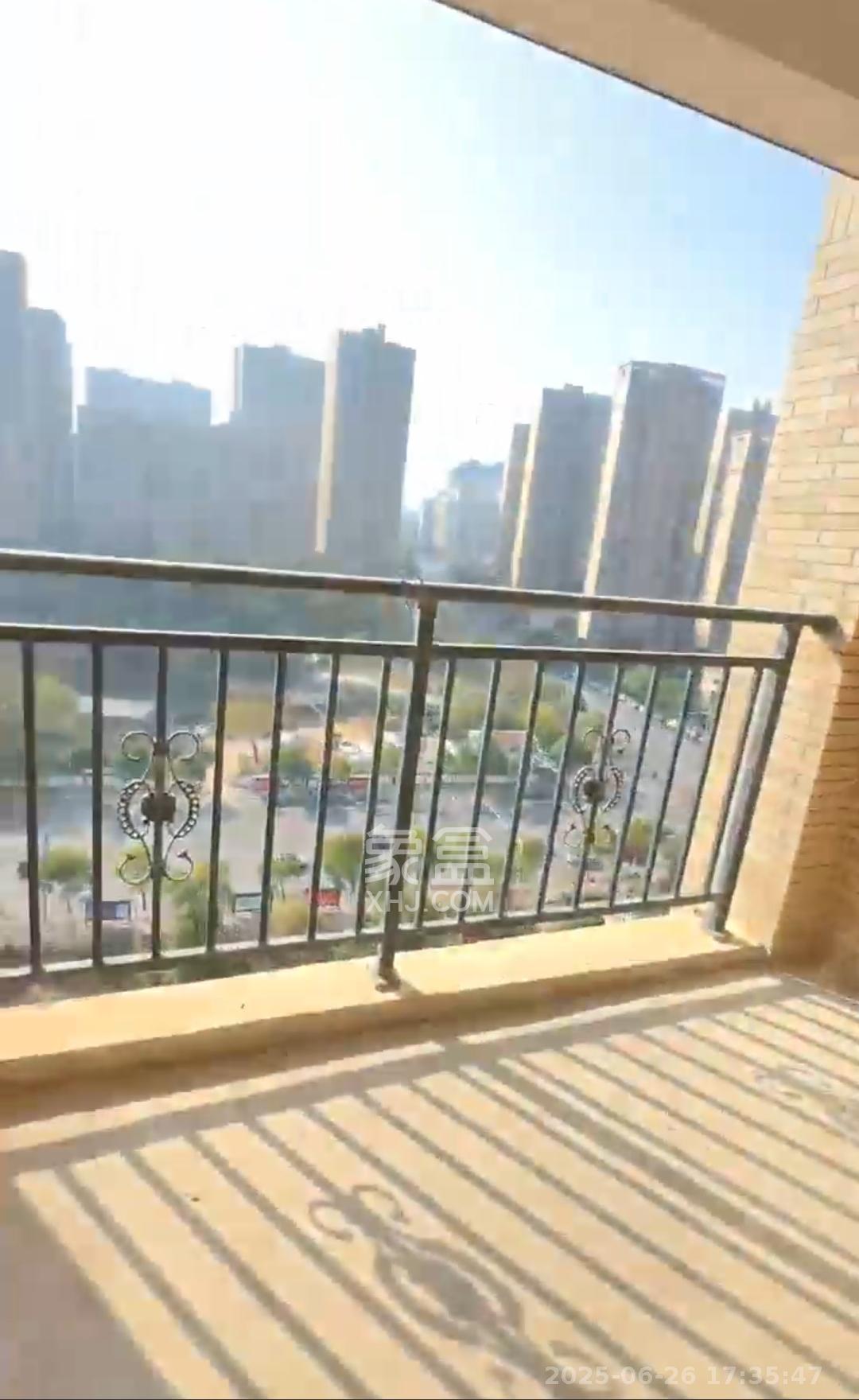 克拉美丽山庄(晟领国际)  2室1厅1卫    2500.0元/月 克拉美丽山庄(晟领国际)  2室1厅1卫    2500.0元/月室内图