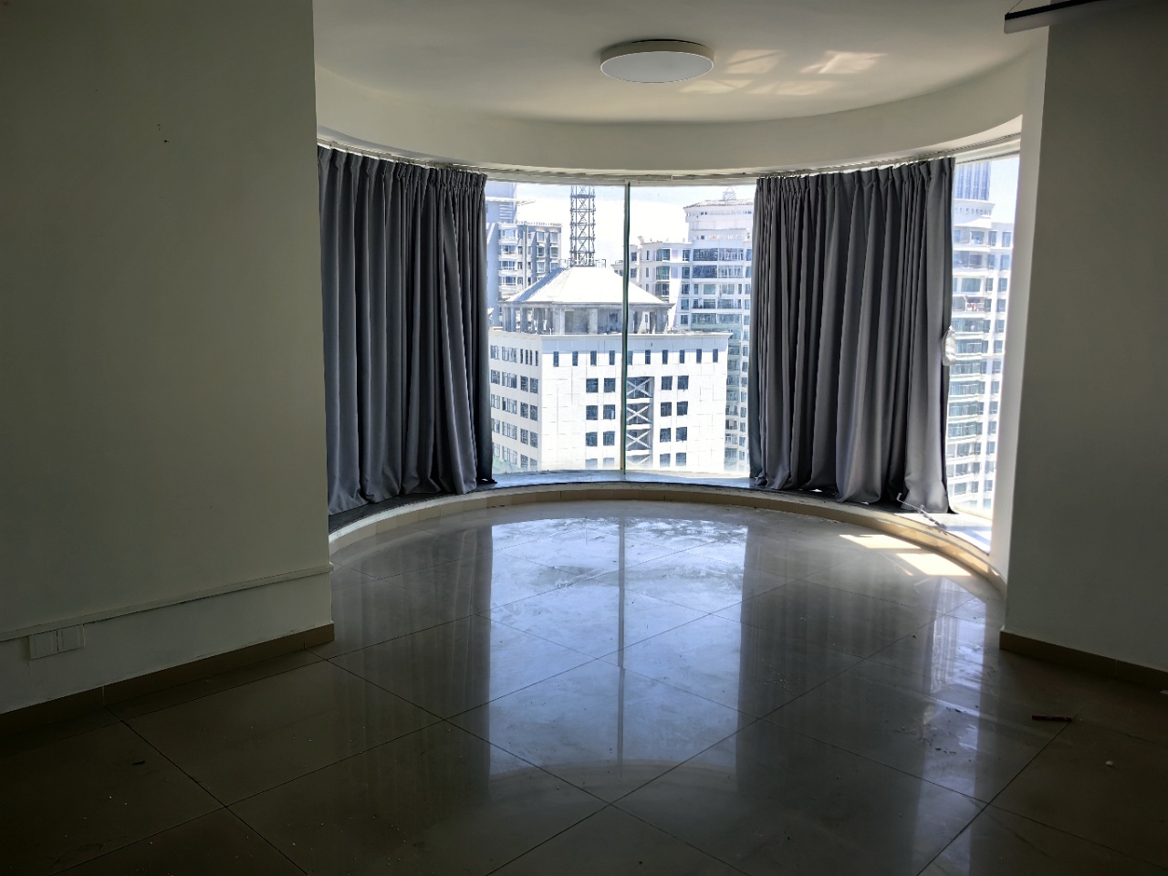 半山花园 2室1厅0卫 16800.0元/月 半山花园 2室1厅0卫 16800.0元/月室内图