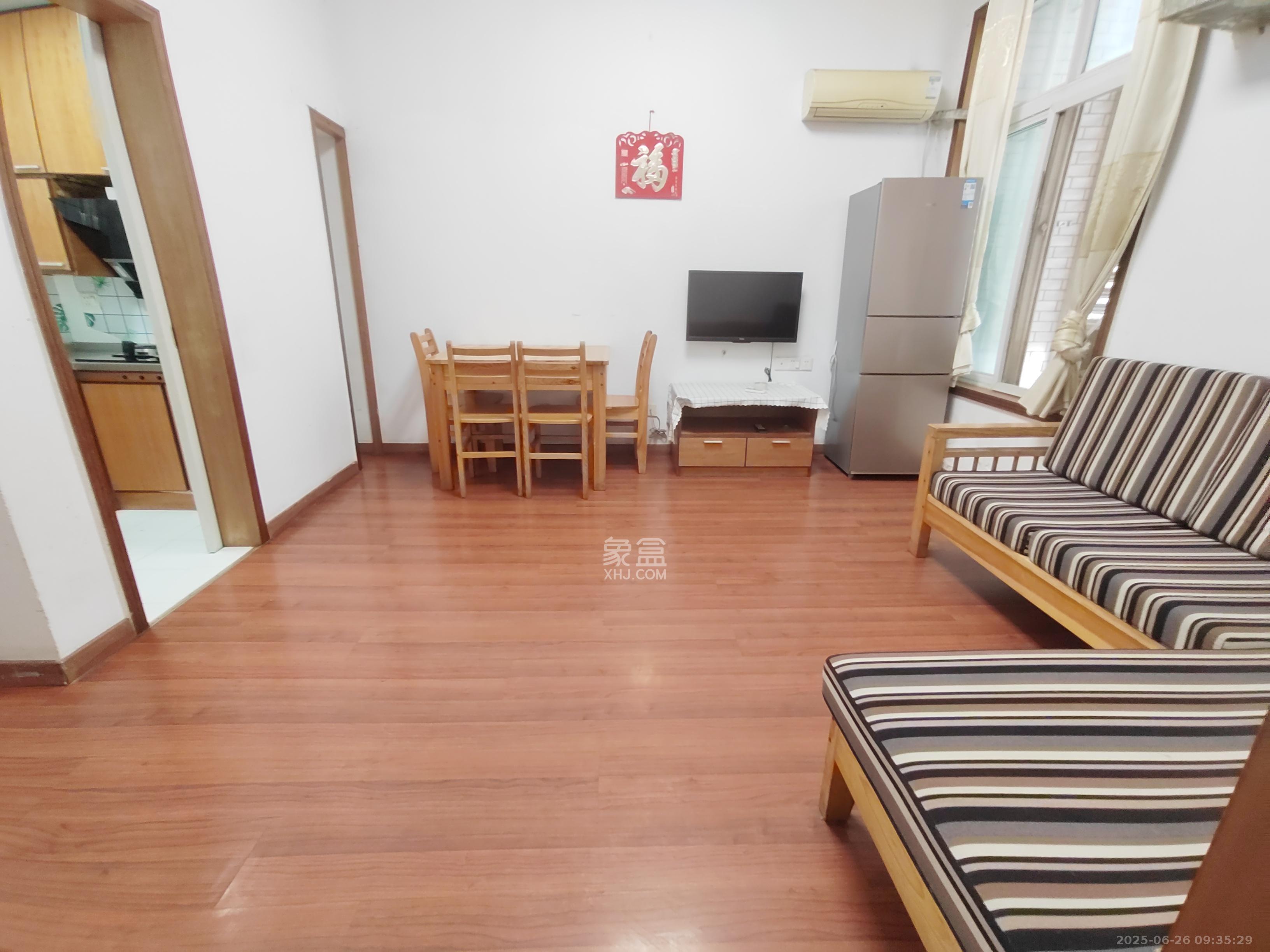 阳光新城  2室1厅1卫   1700.00元/月