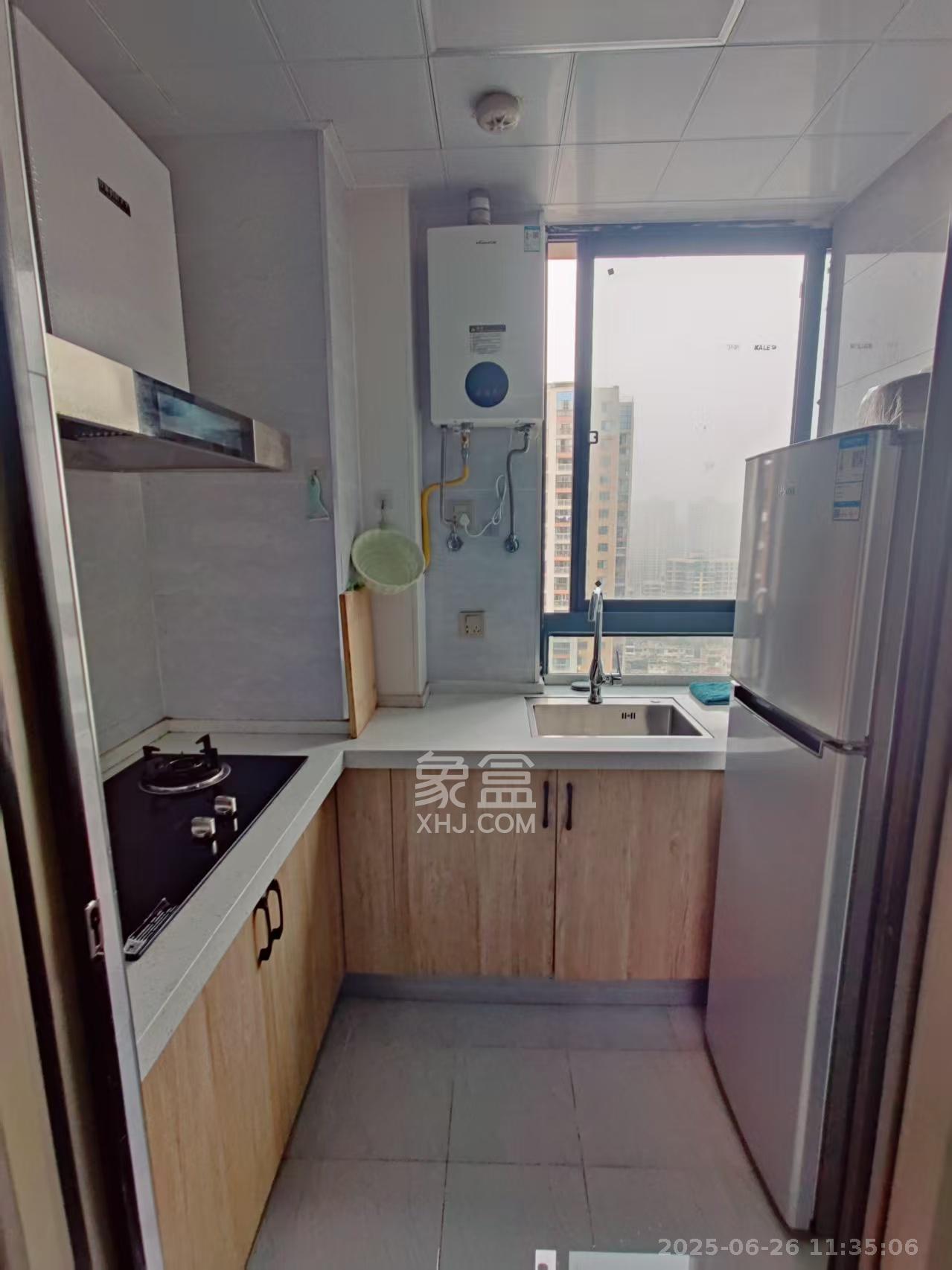 明发国际城 1室1厅1卫 1300.0元/月 明发国际城 1室1厅1卫 1300.0元/月室内图