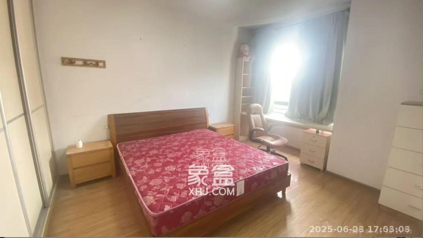 奋飞一百小区  4室2厅2卫   35.00万室内图