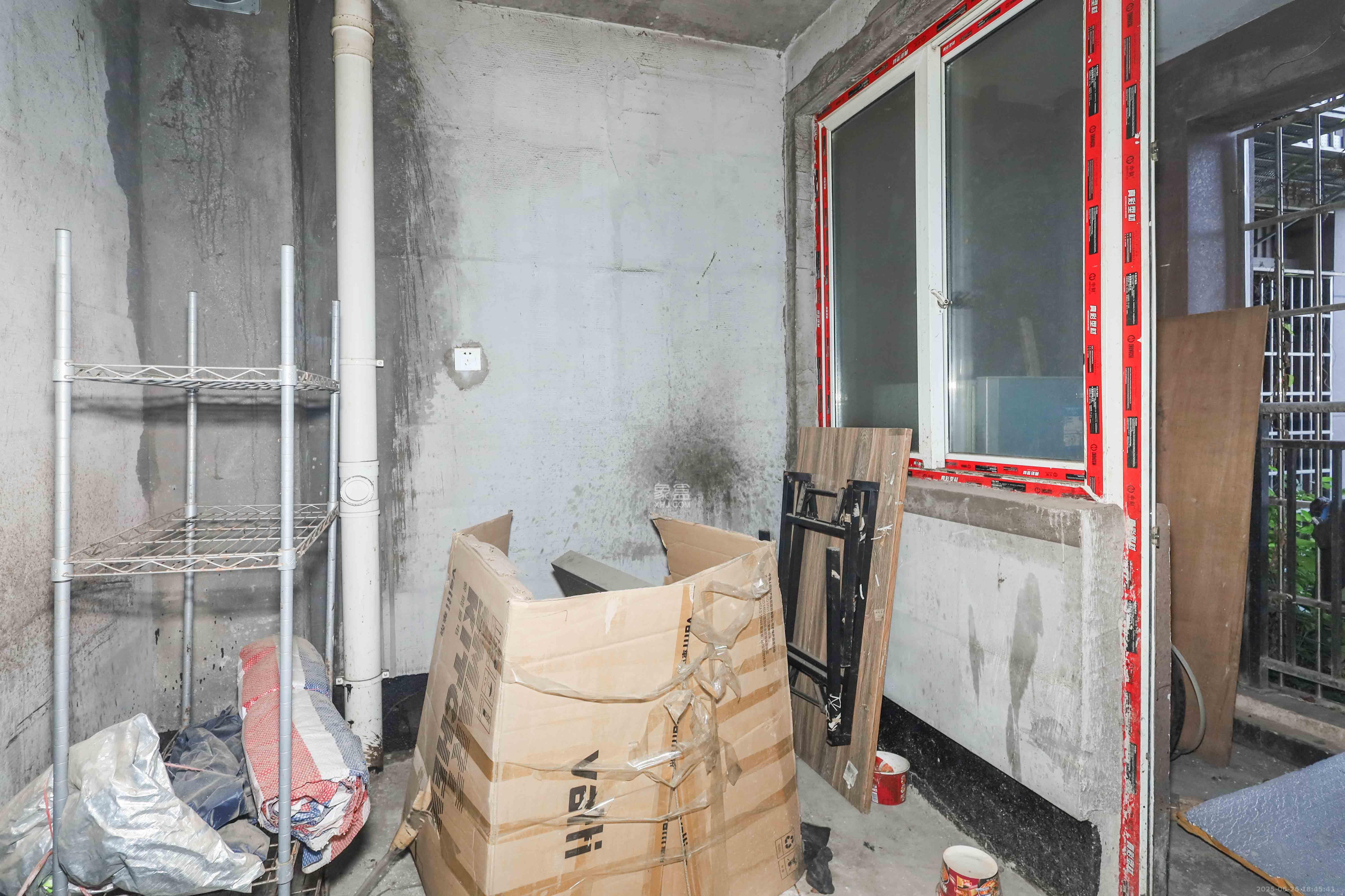 桥头家苑一期 3室2厅1卫 1200.0元/月 桥头家苑一期 3室2厅1卫 1200.0元/月室内图