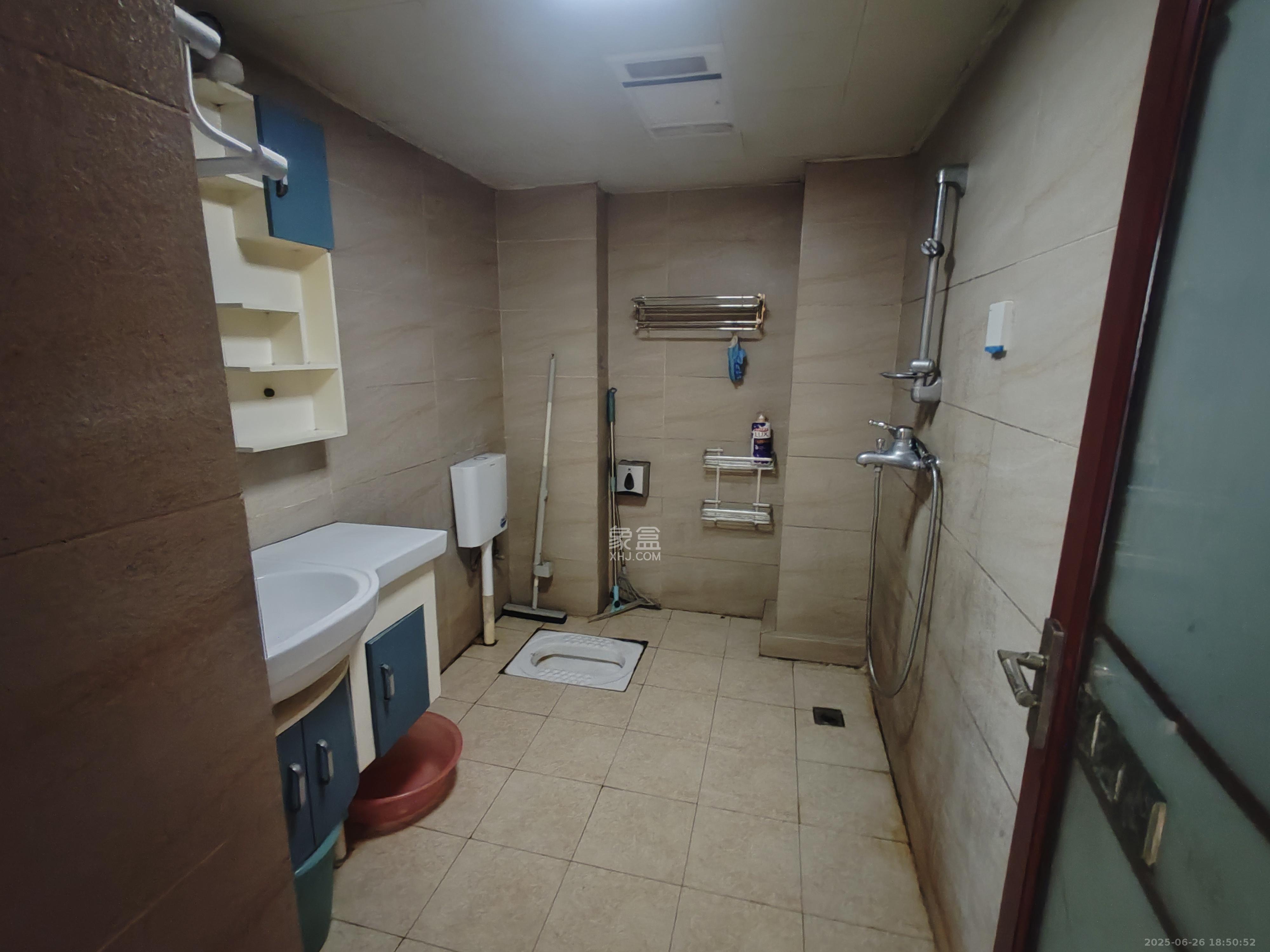 博林金谷  3室2厅2卫   2900.00元/月室内图