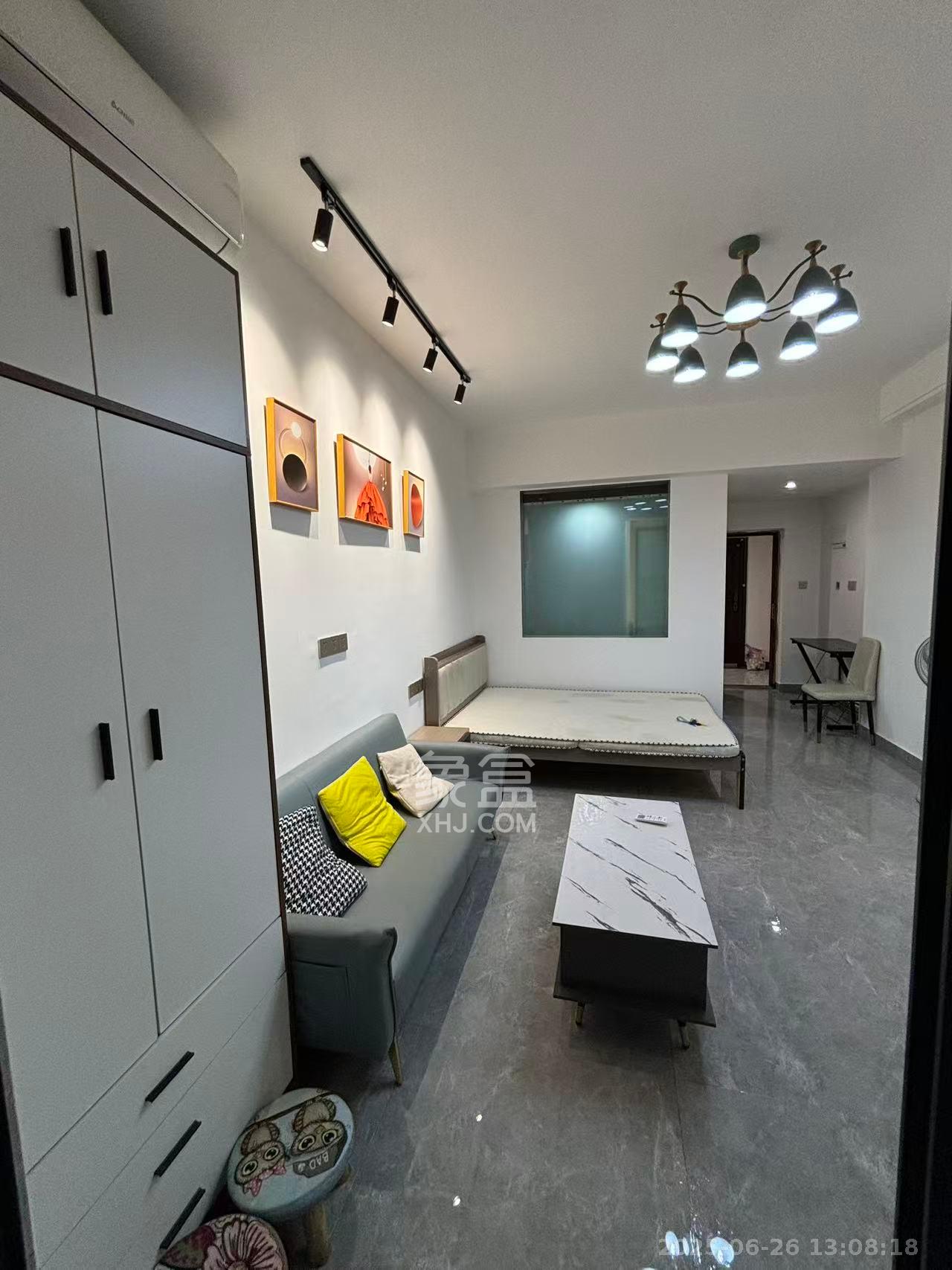 中建嘉和城  1室1厅1卫   1600.00元/月室内图