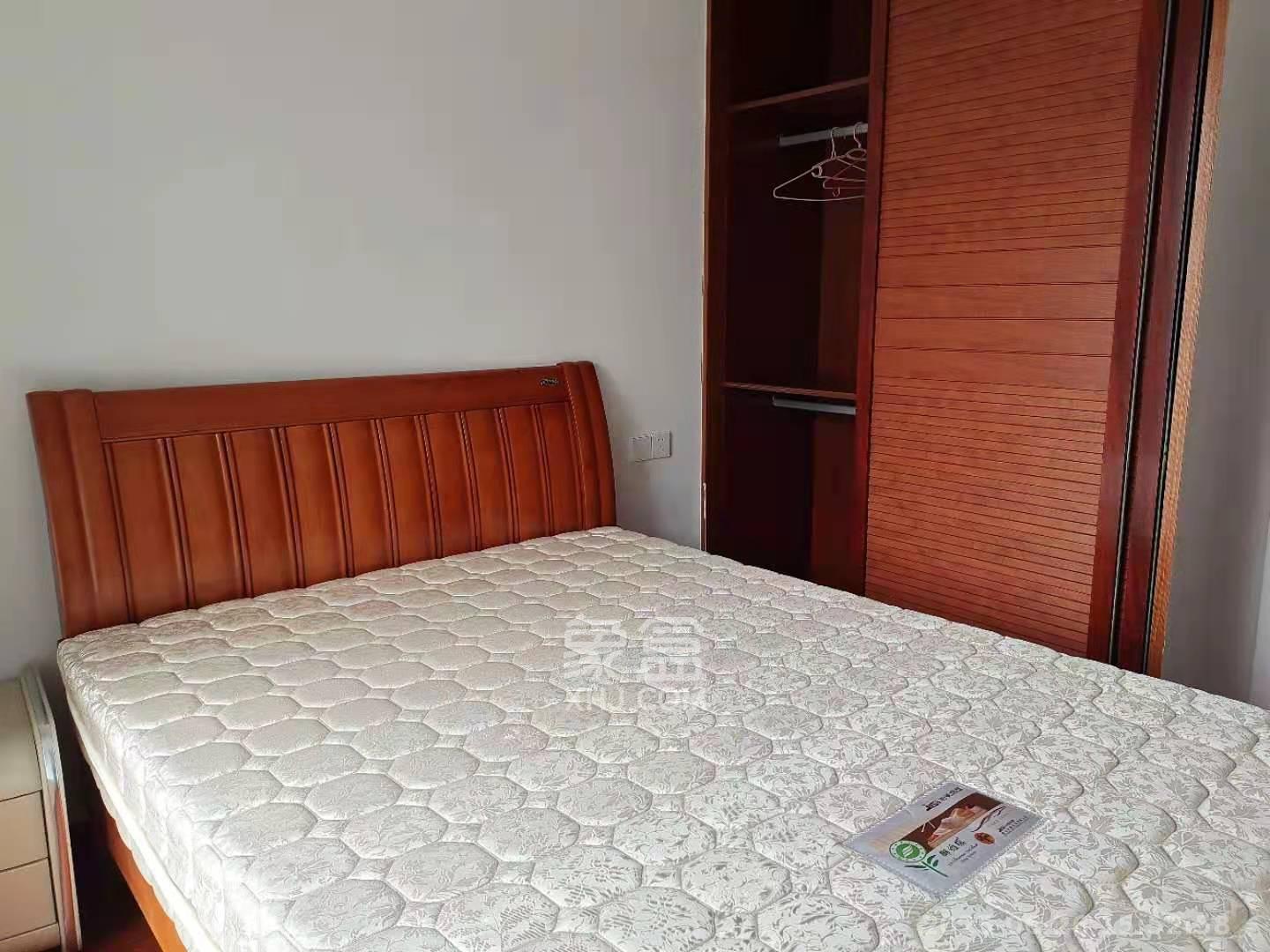 鑫远御文台一期 4室2厅2卫 2800.0元/月 鑫远御文台一期 4室2厅2卫 2800.0元/月室内图