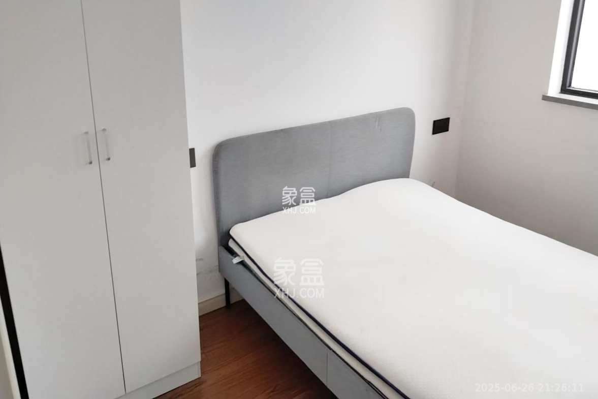 万科金色梦想C区 4室2厅2卫 3600.00元/月 万科金色梦想C区 4室2厅2卫 3600.00元/月室内图