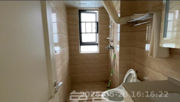 万科魅力之城锋镜里  3室2厅2卫   2500.00元/月室内图