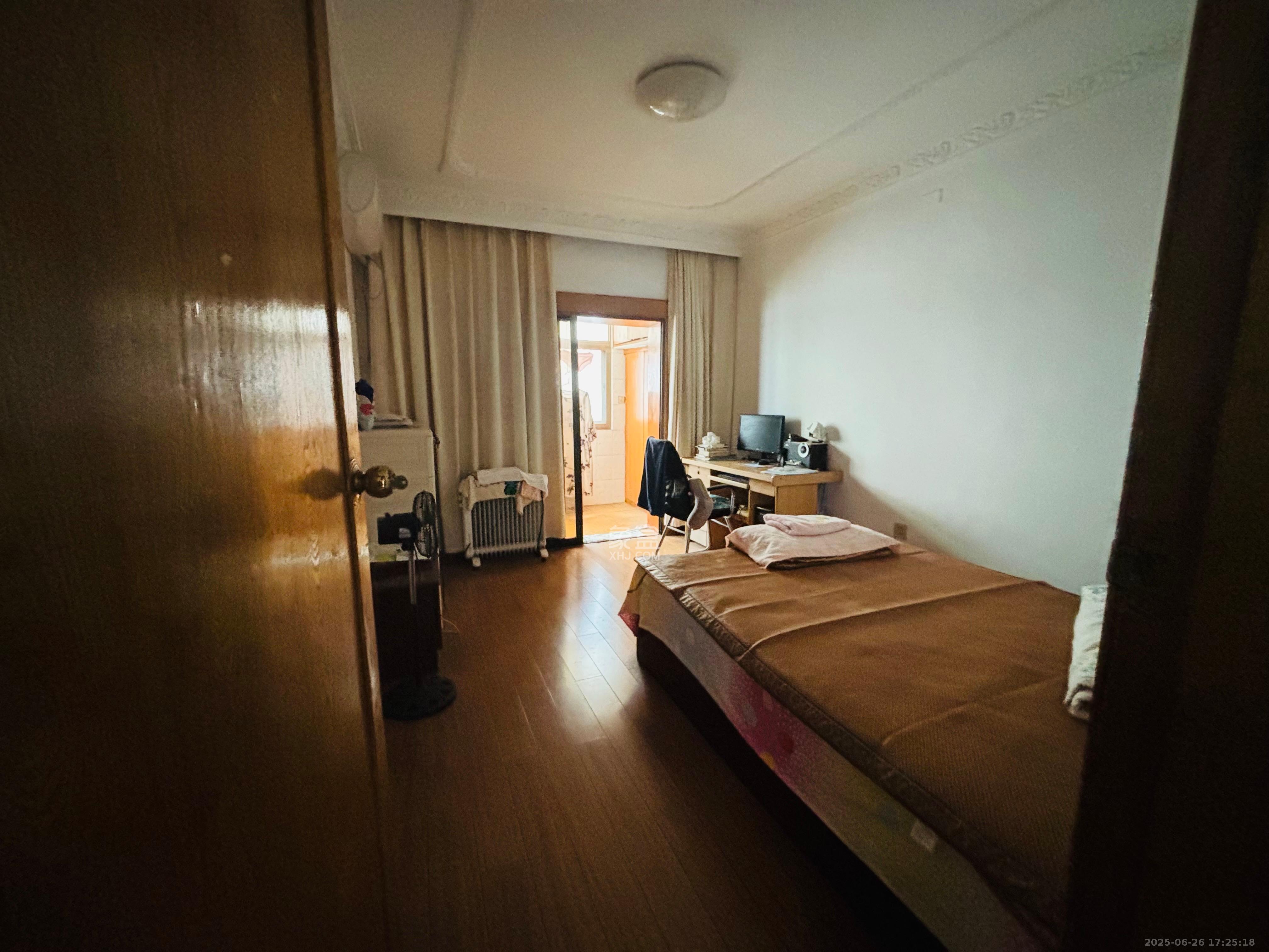 富雅坪社区(红墙巷) 3室1厅1卫 2200.0元/月 富雅坪社区(红墙巷) 3室1厅1卫 2200.0元/月室内图