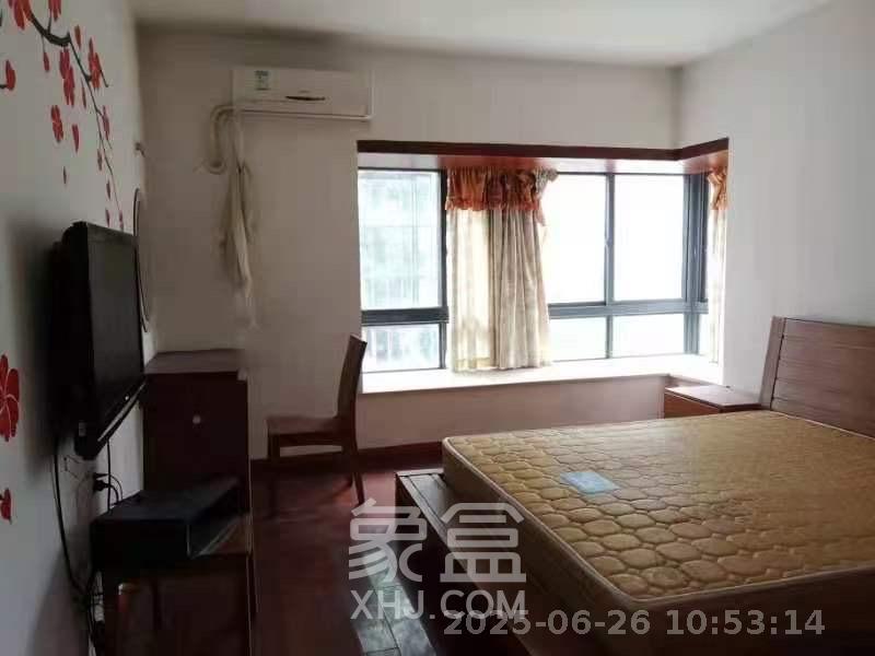 嘉宇盛世华章  3室2厅2卫    3000.0元/月室内图